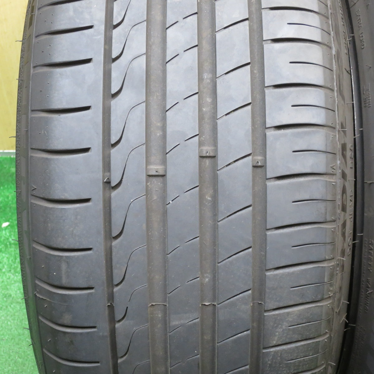 バリ溝！24年！キレイ！9分★86 BRZ プリウス 等 WedsSport RN-05M 235/40R18 ミネルバ ラジアル F205 ウェッズスポーツ 18インチ PCD100/5H★6051306NJノ