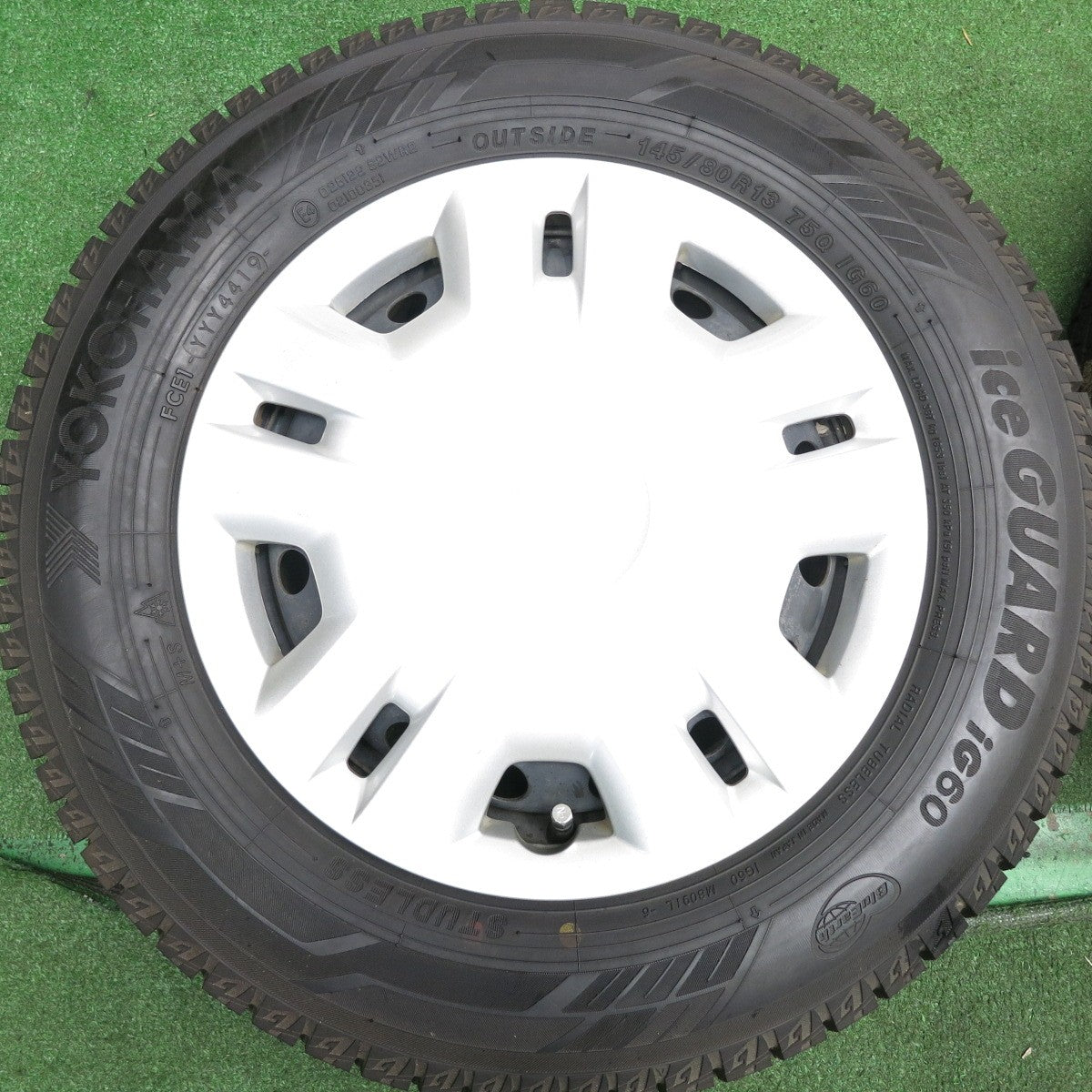 *送料無料* 超バリ溝！ほぼ10分★ダイハツ ムーヴ 純正 スチール 145/80R13 スタッドレス ヨコハマ アイスガード iG60 13インチ PCD100/4H★4051701HAス