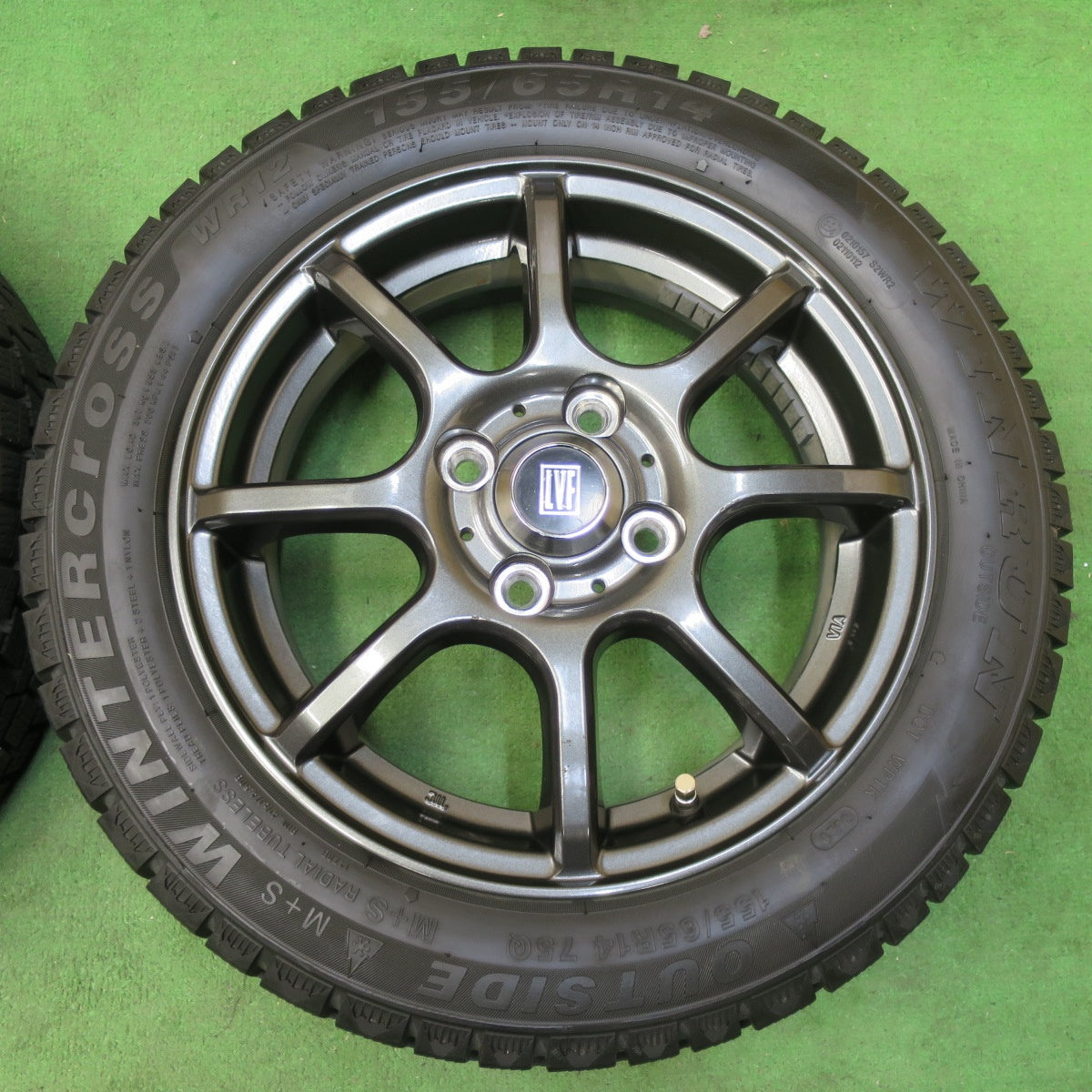 [送料無料] バリ溝！20年！キレイ！8.5分★スタッドレス 155/65R14 ウィンラン WINTERCross WR12 LVF-2 TOPY トピー 14インチ PCD100/4H★4110810イス