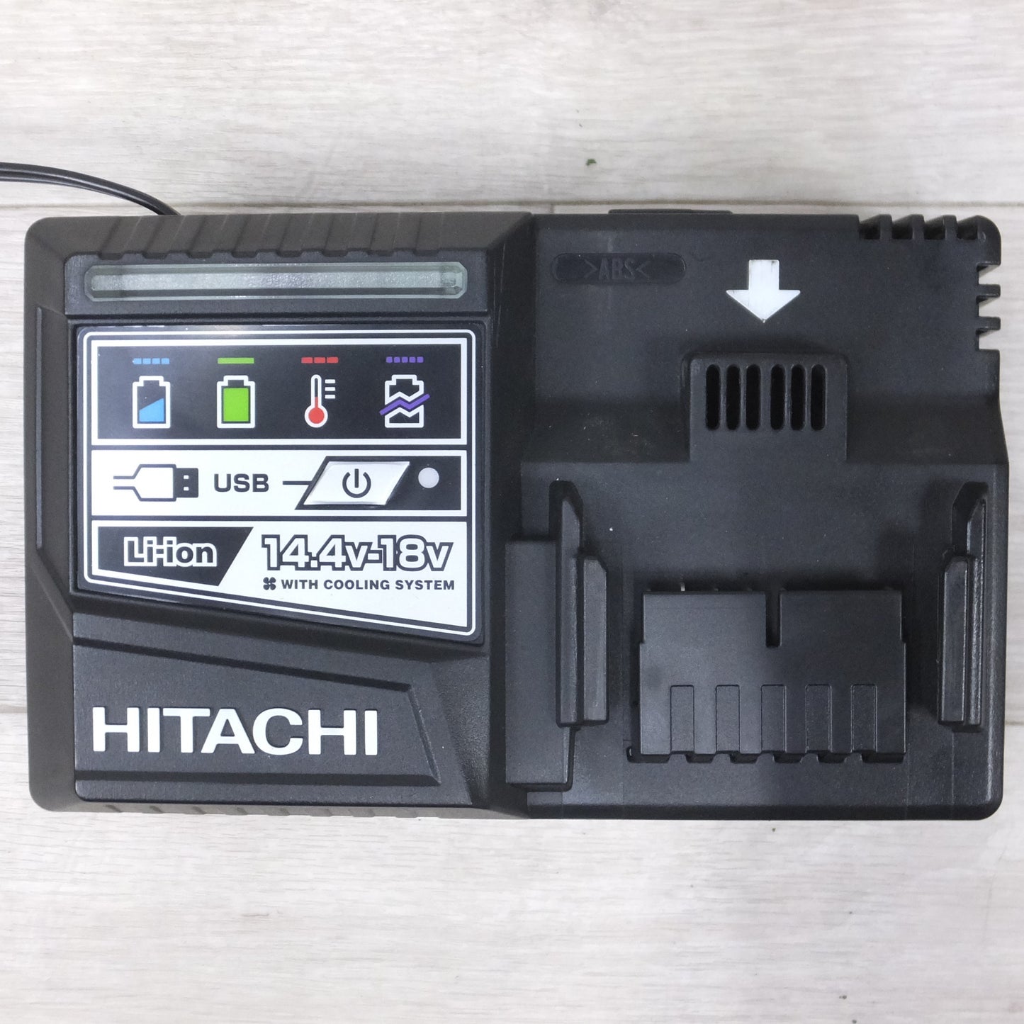 [送料無料] 美品◆日立工機 急速 充電器 14.4V - 18V リチウム イオン バッテリー用 UC18YSL3 電動 工具◆