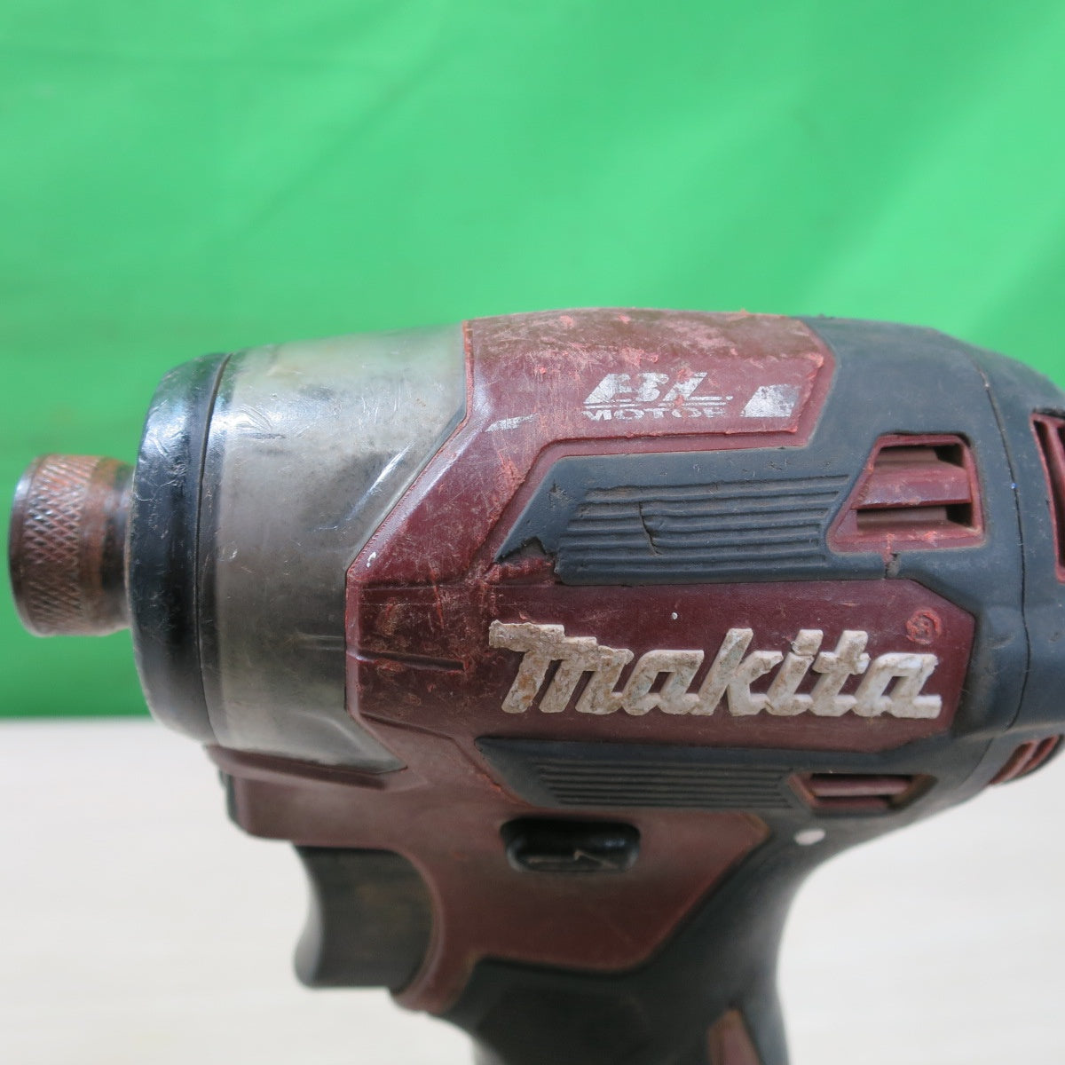 [送料無料] ☆マキタ 充電 式 インパクト ドライバ TD173D 電動 工具 DIY Makita☆