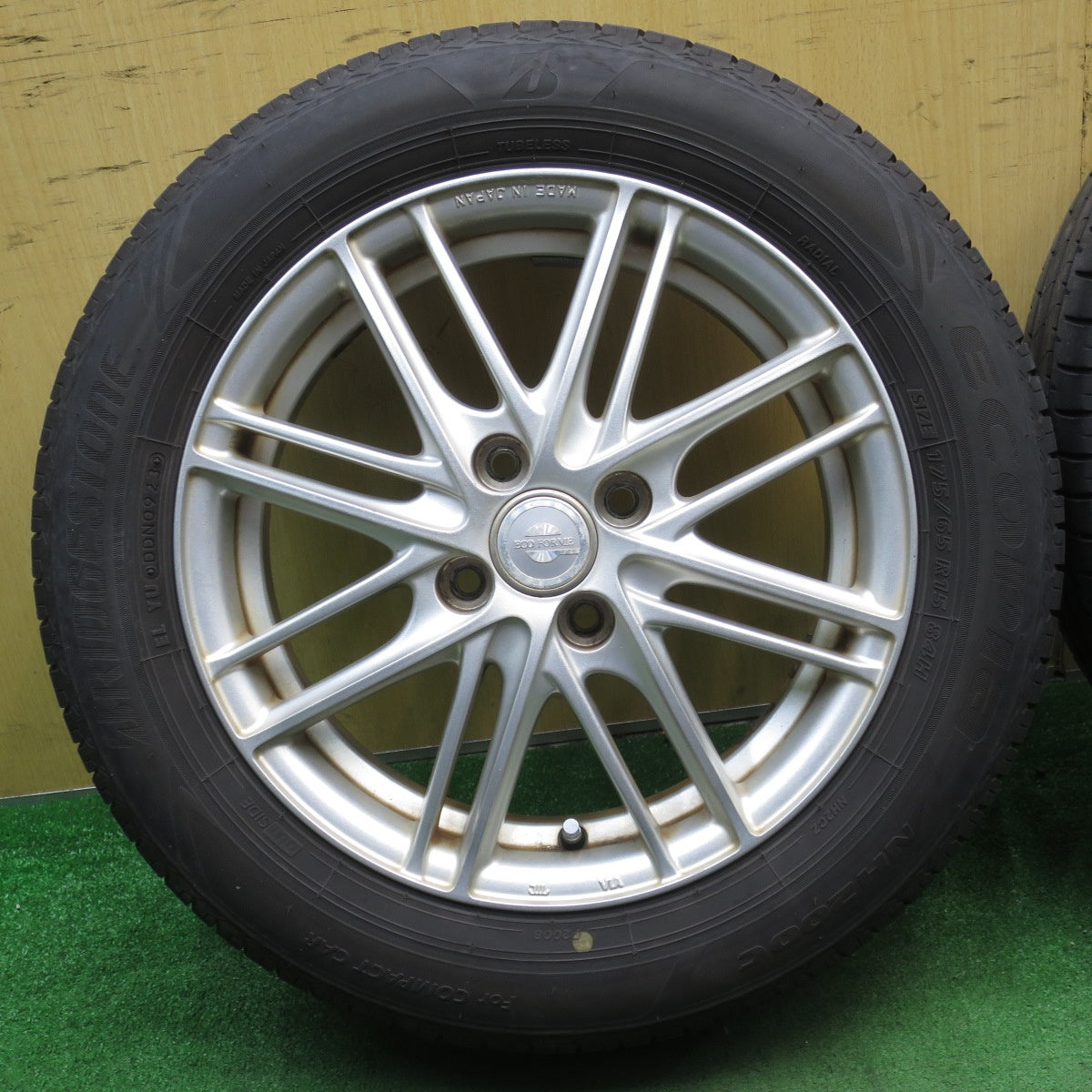 バリ溝！23年！8.5分★175/65R15 ブリヂストン エコピア NH200C ECO FORME エコフォルム 15インチ PCD100/4H★5062707NJノ