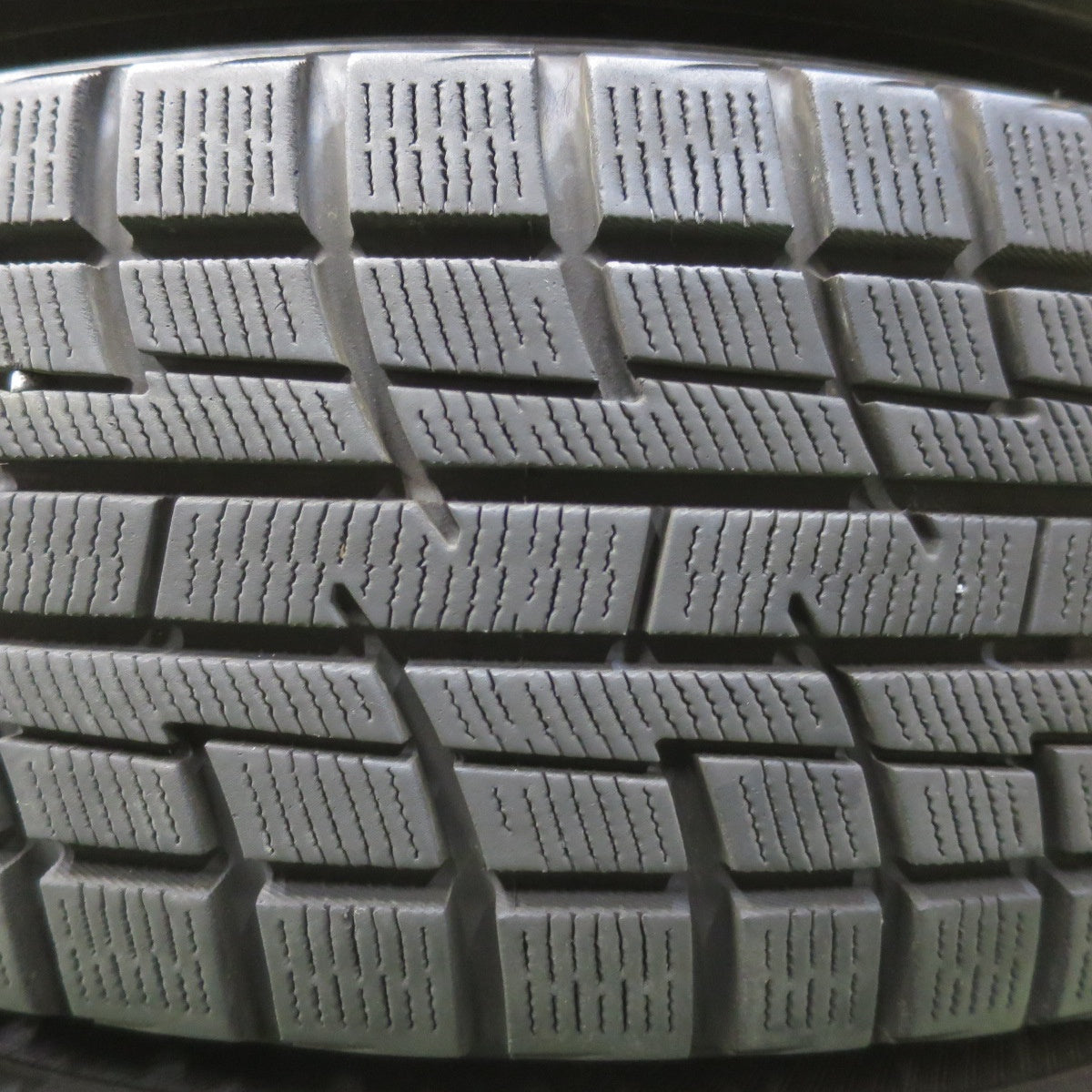 バリ溝！キレイ！9.5分★MINI ミニ クーパー 等 SPORT TECHNIC 175/65R15 スタッドレス ヨコハマ アイスガード iG30 スポーツテクニック 15インチ PCD112/5H★6042906イス