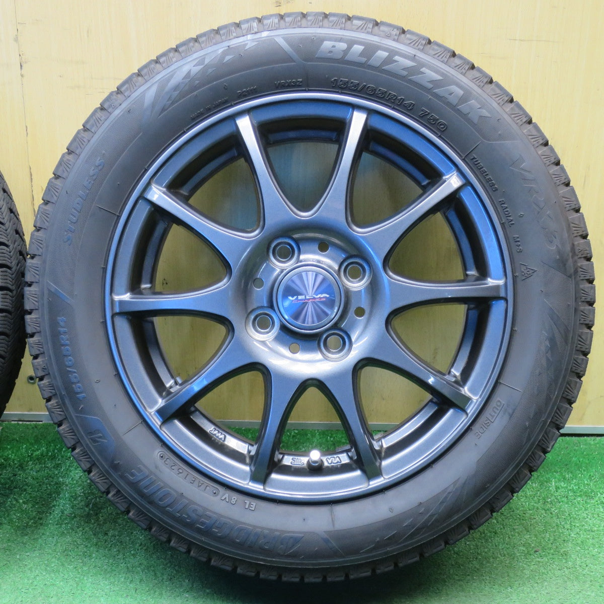 バリ溝！23年！キレイ！9分★スタッドレス 155/65R14 ブリヂストン ブリザック VRX3 VELVA CHARGE ヴェルヴァ 14インチ PCD100/4H★6032906NJス