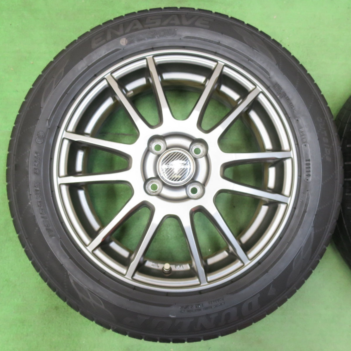 [送料無料] バリ溝！9分★175/65R15 ダンロップ エナセーブ EC204 SCHNEIDER シュナイダー 15インチ PCD100/4H★5022404イノ