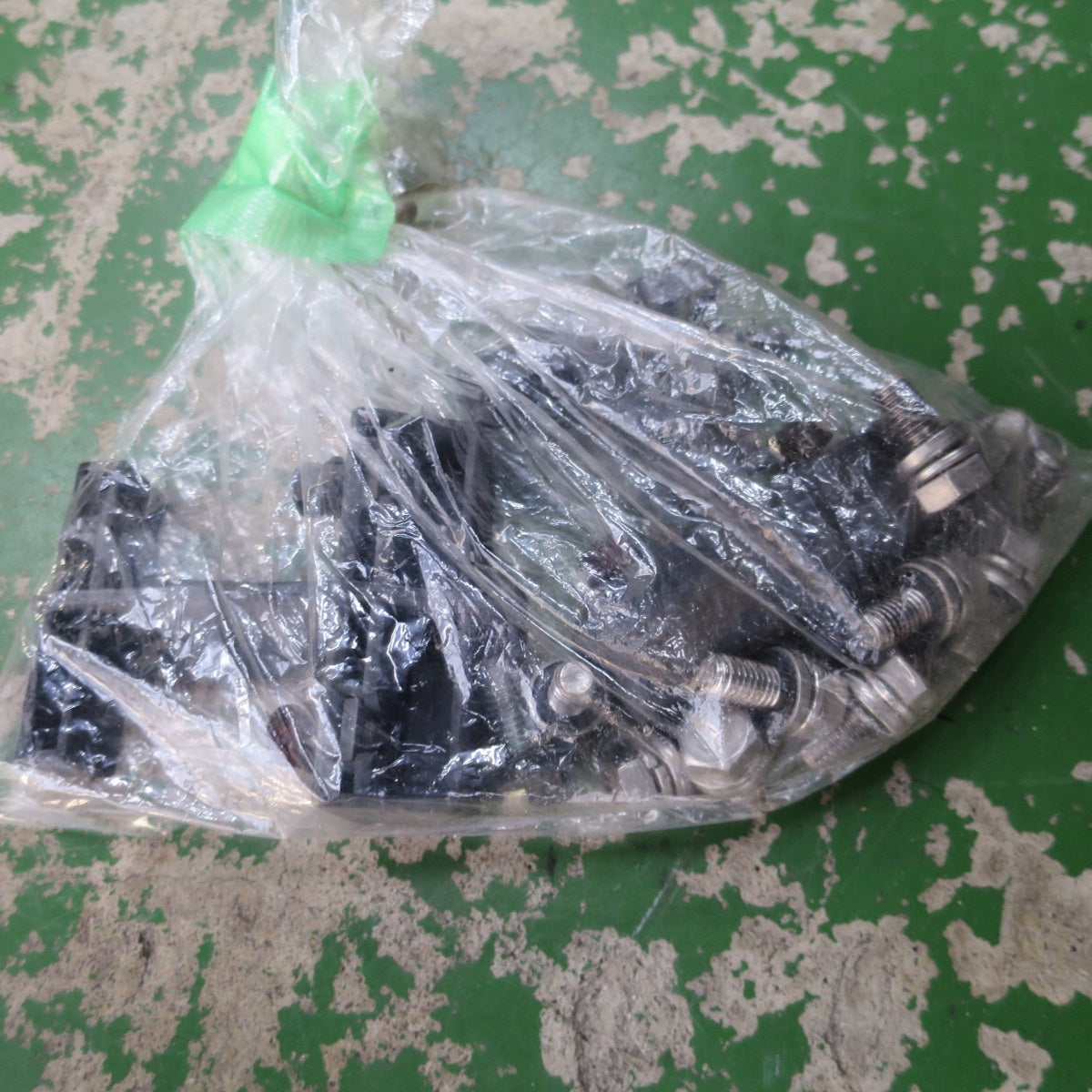 【愛知発 直接引取限定】付属品付き◆日産 VW2E26系 NV350 キャラバン ルーフ キャリア ラック メーカー 型式 不明◆