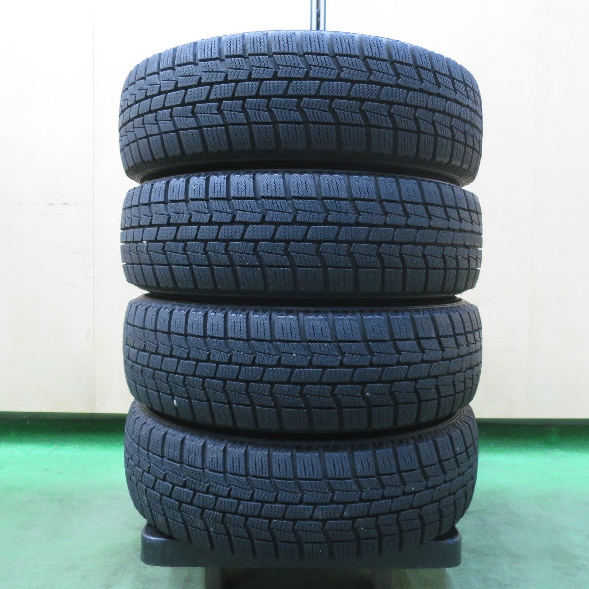 バリ溝！21年！キレイ！ほぼ10分★スタッドレス 165/65R14 オートバックス ノーストレック N3i TEAD テッド 14インチ PCD100/4H★5120608イス