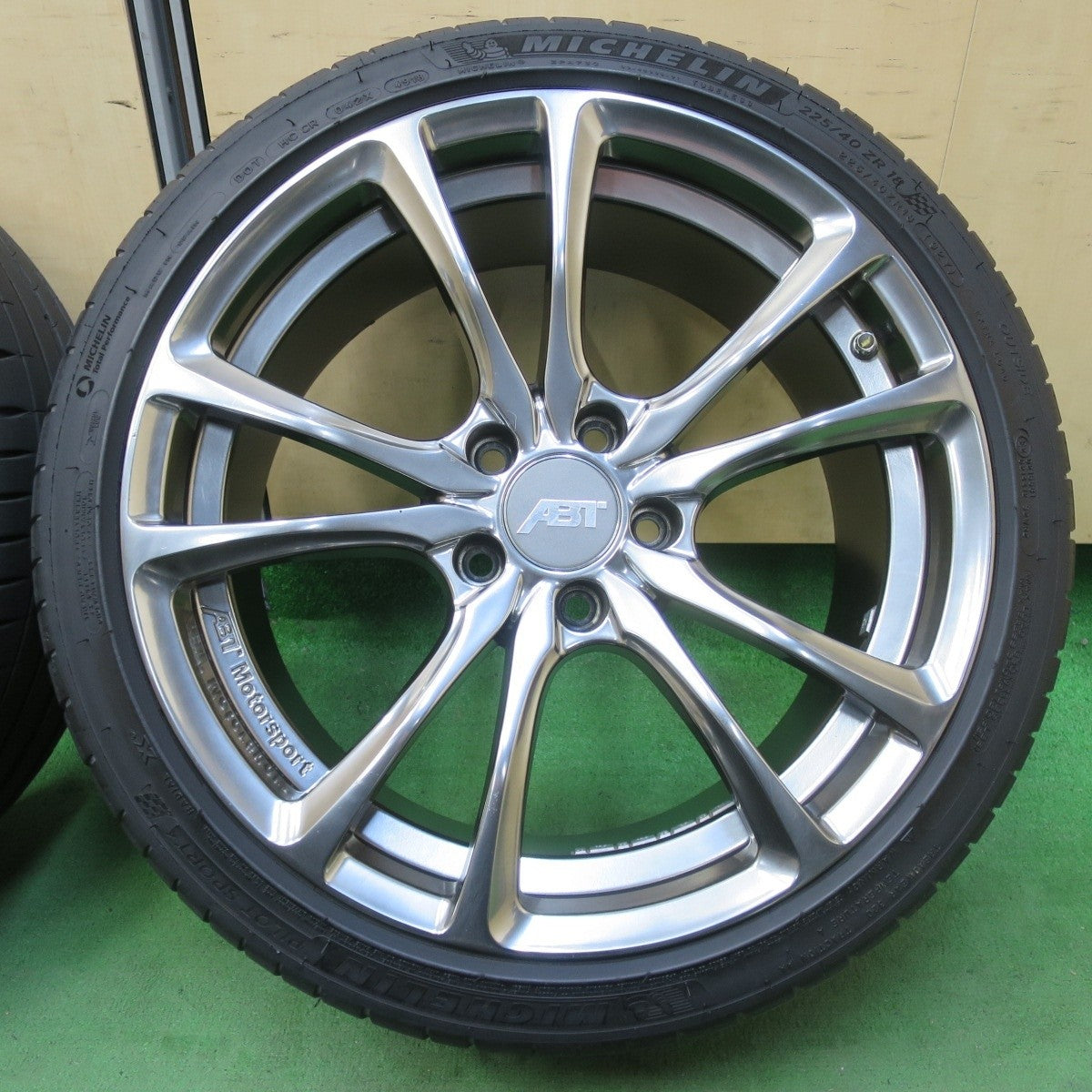 キレイ★ワーゲン ゴルフ等 ABT Motorsport ER-C 225/40R18 ミシュラン パイロットスポーツ4 アプト PCD112/5H★5040605IMノ
