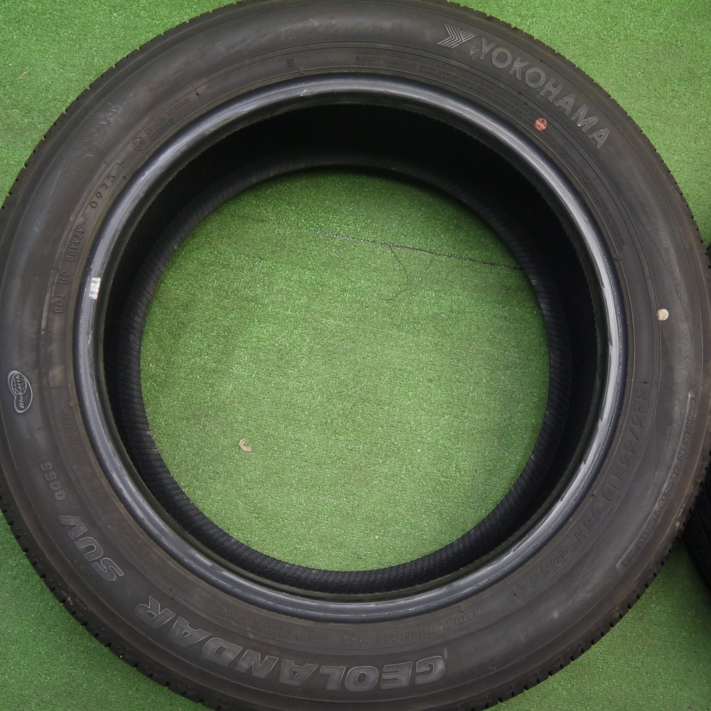 ほぼ新車外し！25年★225/55R18 ヨコハマ ジオランダー SUV G055 G055E タイヤ 18インチ デリカ D:5 シャモニー アウトランダー ZR-V エクストレイル 等★6010501Hノタ