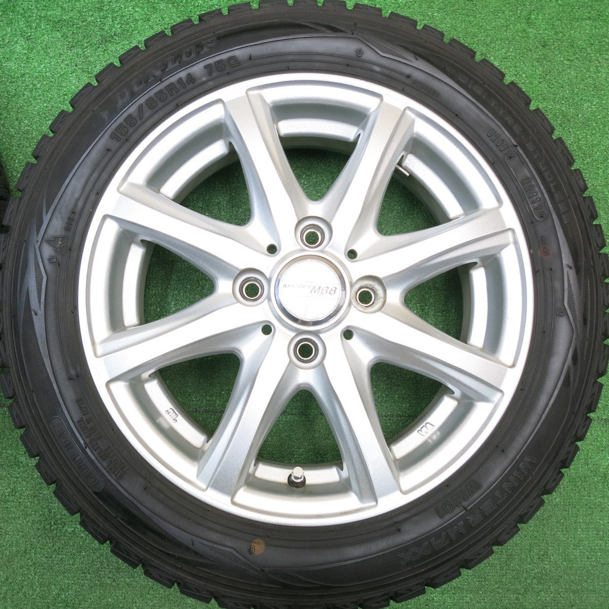 ほぼ未使用！キレイ★スタッドレス 155/65R14 ダンロップ ウインターマックス WM01 MACBES MB8 マクベス 14インチ PCD100/4H★5110613HAス