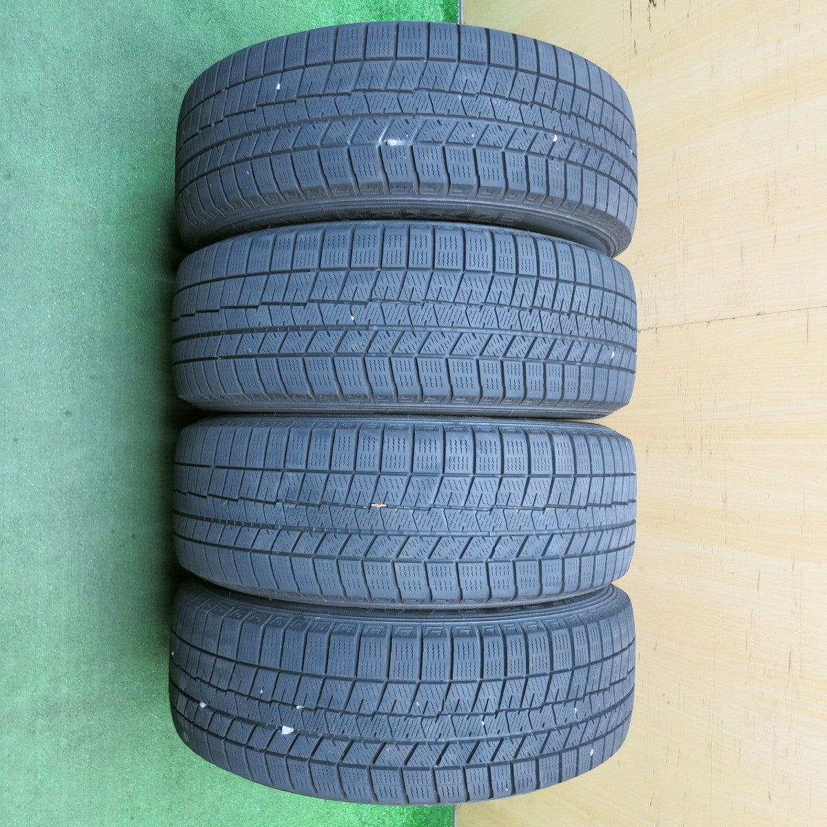 キレイ！21年★スタッドレス 205/60R16 ダンロップ ウインターマックス03 SCHNEIDER シュナイダー 16インチ PCD114.3/5H★5062005NJス