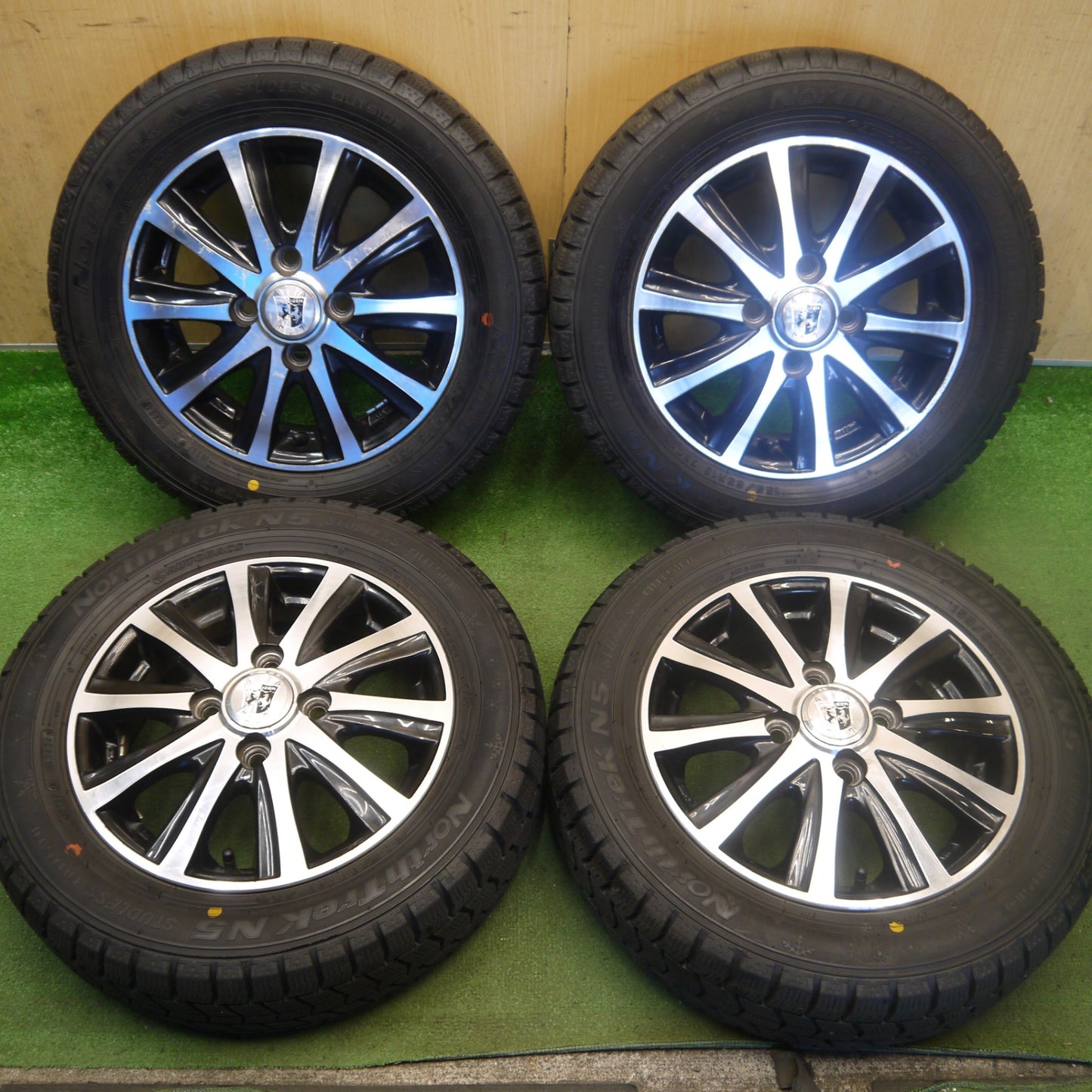 バリ溝！24年！9.5分以上◎スタッドレス 155/65R13 オートバックス ノーストレック N5 PRAUZER プラウザー 13インチ PCD100/4H◎6080706Hス