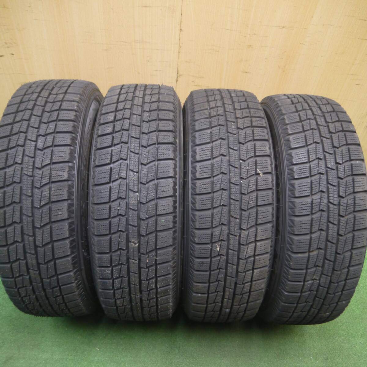 バリ溝！ほぼ10分★スタッドレス 175/65R14 オートバックス ノーストレック N3i 社外 アルミ 14インチ PCD 100 114.3/4H マルチ★5021706Hス