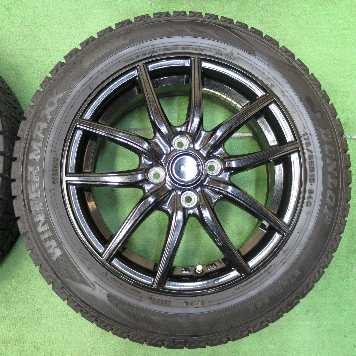 [送料無料] バリ溝！21年！キレイ！9.5分★スタッドレス G.speed 175/65R15 ダンロップ ウインターマックス WM02 Gスピード 15インチ PCD100/4H★4112505イス