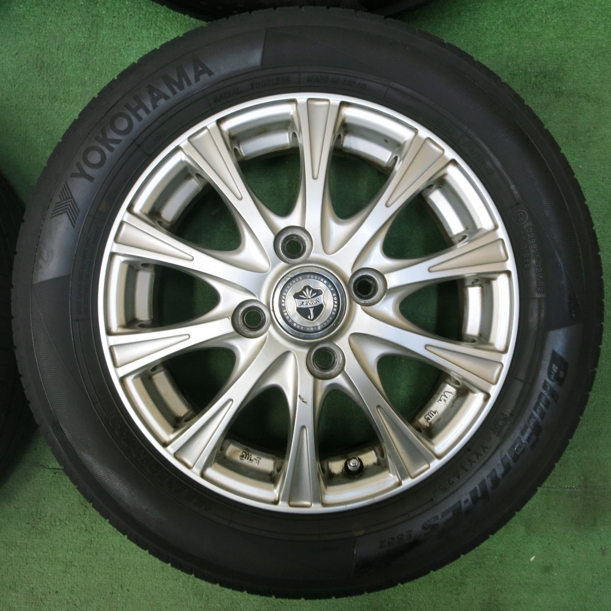 [送料無料] バリ溝！23年！ほぼ10分★155/65R13 ヨコハマ BluEarth-Es ES32 JOKER ジョーカー 13インチ ブルーアース PCD100/4H★4111206SYノ