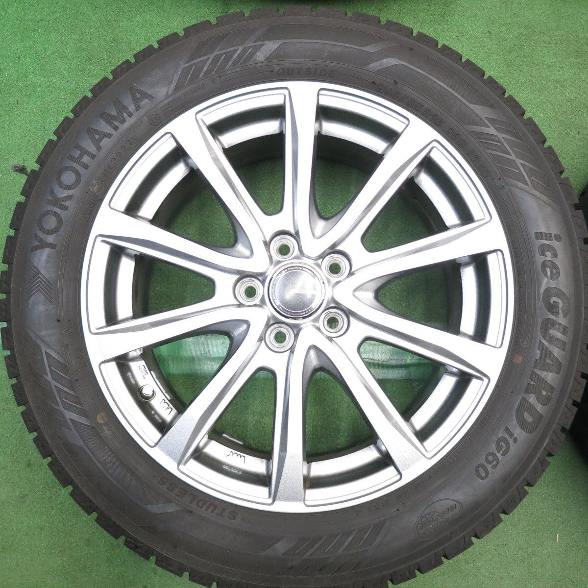 バリ溝！22年！キレイ！9.5分◎86 BRZ 等 205/55R16 スタッドレス ヨコハマ アイスガード iG60 MiLLOUS ミルアス 16インチ PCD100/5H◎6092606HAス