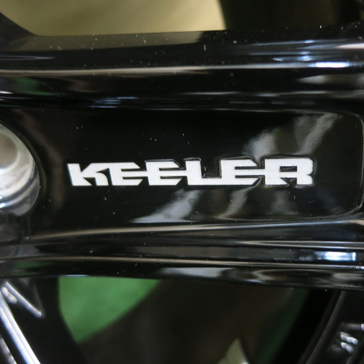 バリ溝！22年！キレイ！9.5分★KEELER TACTICS 265/70R16 スタッドレス ブリヂストン ブリザック DM-V3 キーラー タクティクス 16インチ PCD139.7/6H★6011304ナス