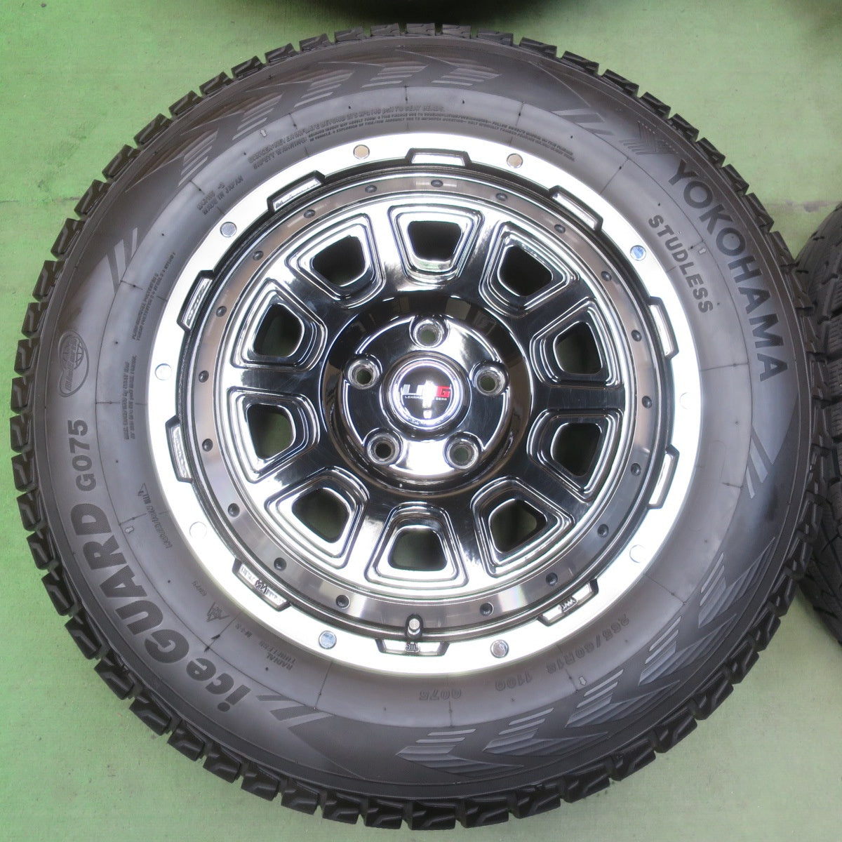 バリ溝！23年！キレイ！9.5分◎ジープ 等 LEHRMEISTER GEAR 265/60R18 スタッドレス ヨコハマ アイスガード G075 レアマイスター ギア 18インチ PCD127/5H◎6080601イス
