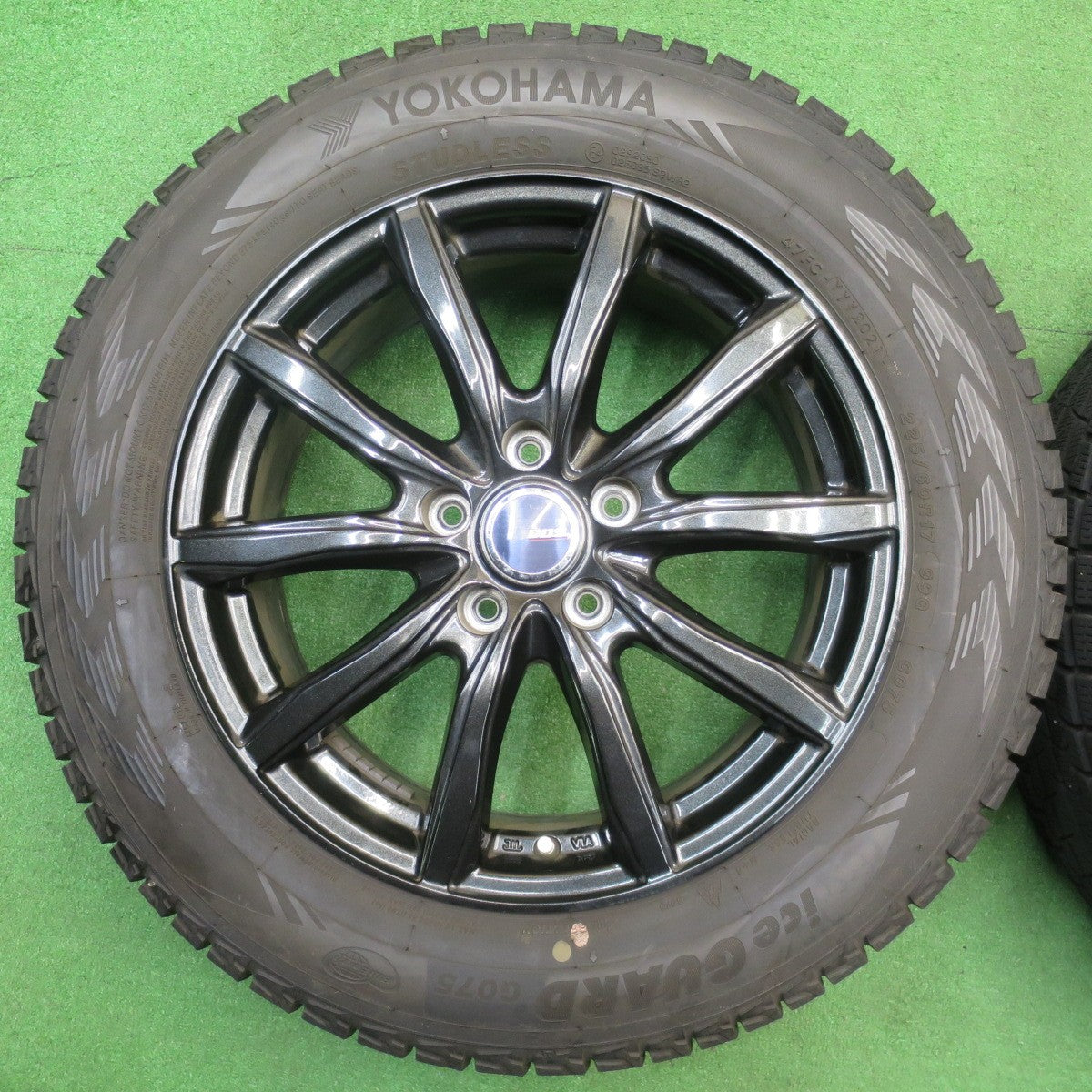 バリ溝！21年！キレイ！9.5分★スタッドレス 225/60R17 ヨコハマ アイスガード G075 D.O.S. DOS 17インチ PCD114.3/5H★5112501NJス
