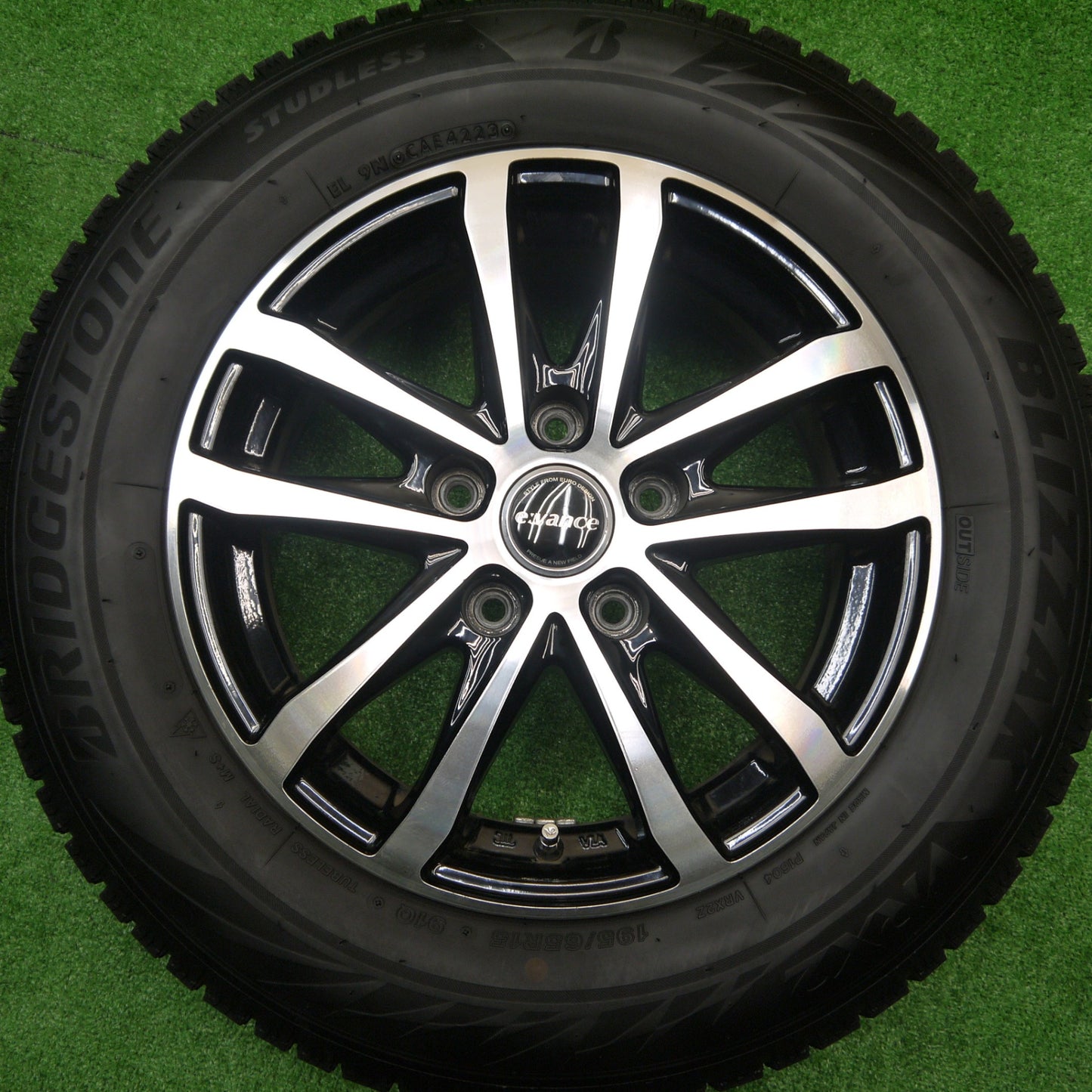 バリ溝！23年！9分★スタッドレス 195/65R15 ブリヂストン ブリザック VRX2 evance HA1 エヴァンス 15インチ PCD114.3/5H★5101408Hス