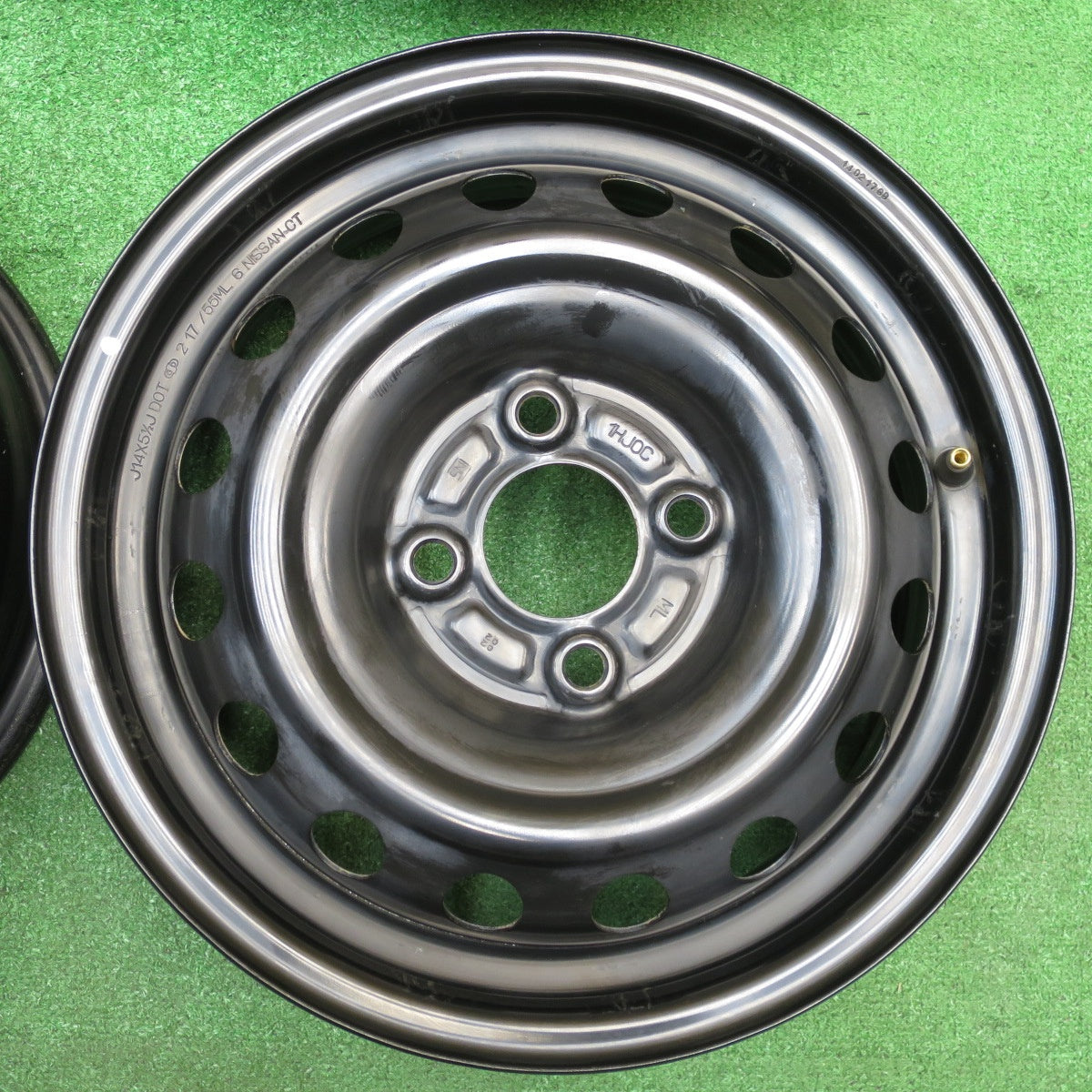 キレイ★日産 キューブ 純正 スチール 14インチ 14×5.5J PCD100/4H★5111503KKホ