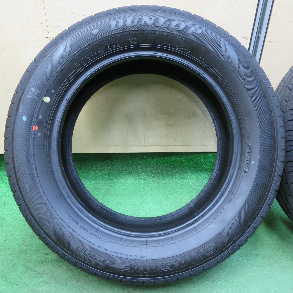 [送料無料] 新車外し！24年★215/60R16 ダンロップ エナセーブ EC300 タイヤ 16インチ アルファード エスティマ オデッセイ ヴェゼル 等★5030611イノタ
