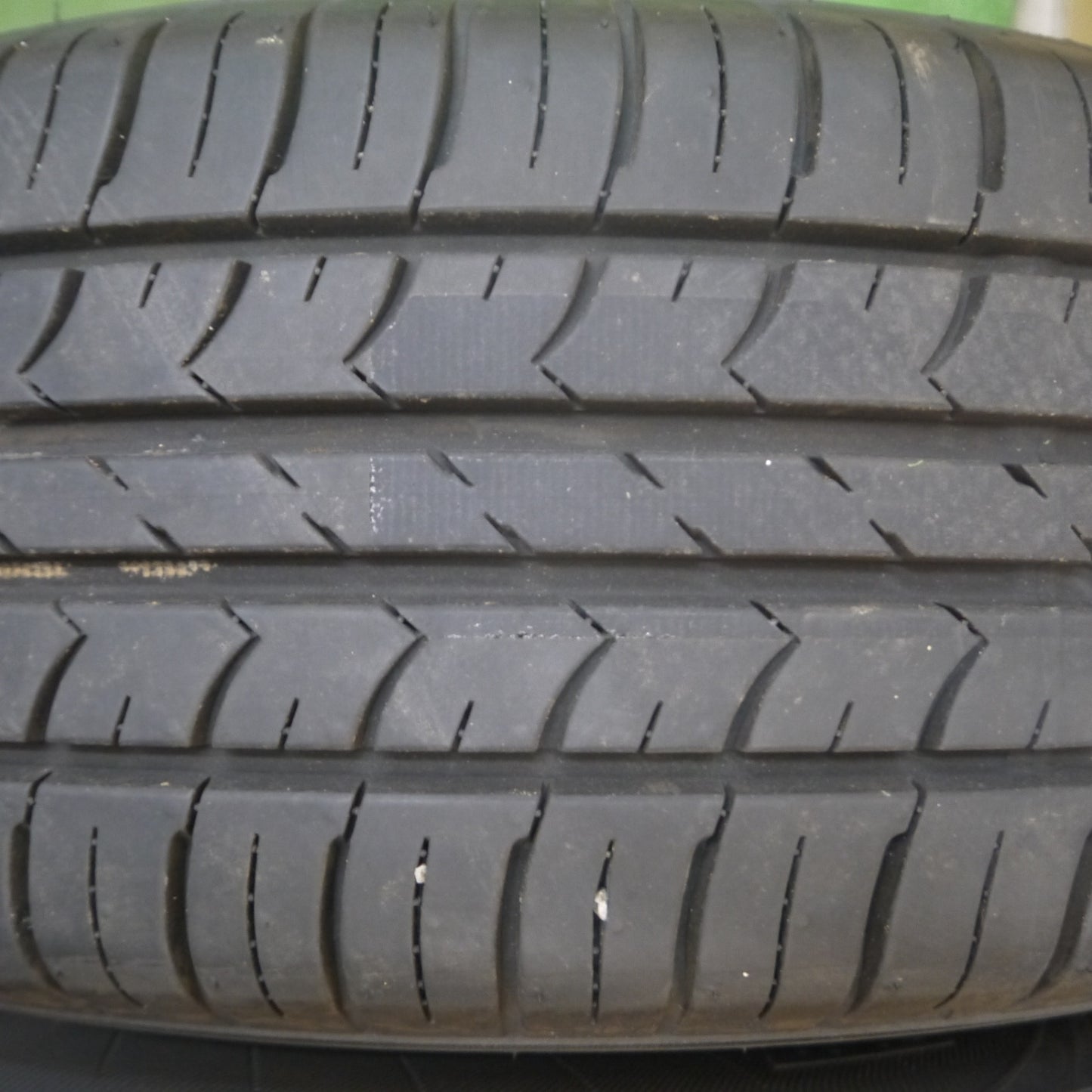 *送料無料* バリ溝！24年！9.5分★プリウス等 195/65R15 グッドイヤー EfficientGrip ECO EG01 SMACK ENKEI スマック エンケイ PCD100/5H★4062608Hノ