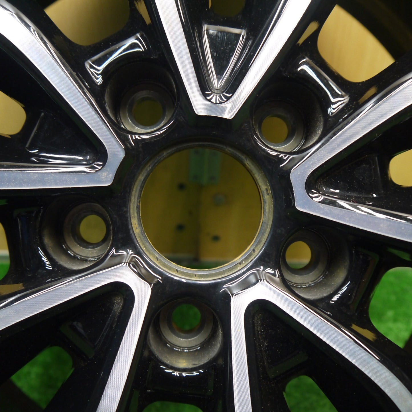 1本価格★ホンダ RV系 ヴェゼル e:HEV Z 純正 ホイール 18インチ 18×7.5J PCD114.3/5H★5112601Hホ