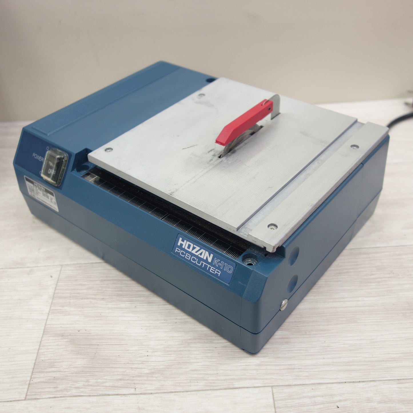 [送料無料] ☆HOZAN PCBカッター K-110 電動 工具 切断機 電気 ノコギリ のこぎり ホーザン PCB CUTTER☆