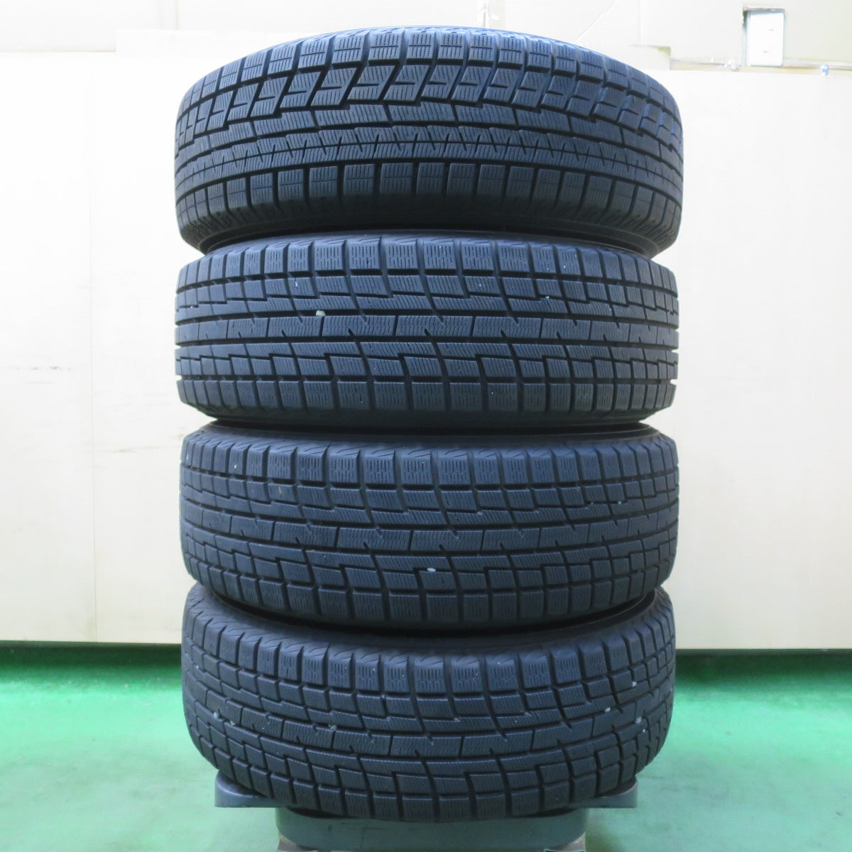 バリ溝！23年！9.5分以上★スタッドレス 185/65R15 ヨコハマ アイスガード iG60 プラクティバ アイス BP02 GMach 15インチ PCD100/4H★5053103イス