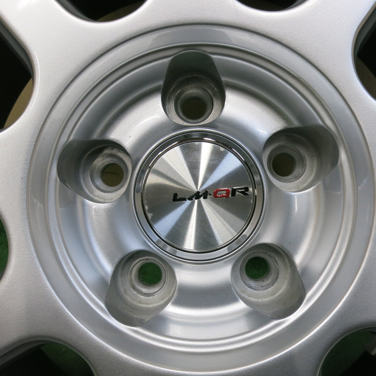 バリ溝！23年！9.5分★カローラ ツーリング 等 215/45R17 ダンロップ エナセーブ EC204 LM-QR 17インチ PCD100/5H★5050211SYノ