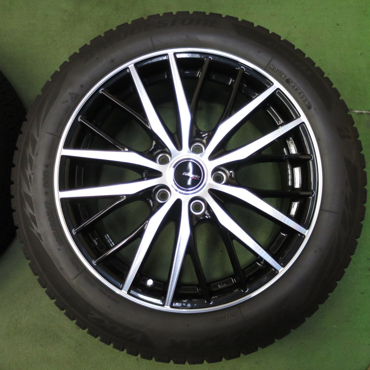 バリ溝！23年！キレイ！9.5分◎スタッドレス 195/60R17 ブリヂストン ブリザック VRX2 Galeria GM01 ガレリア 17インチ PCD114.3/5H◎6080404NGス