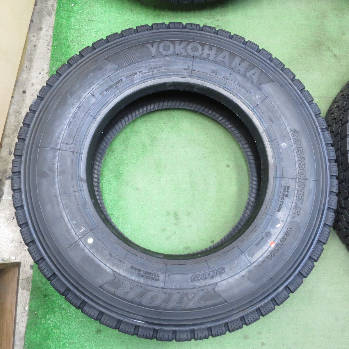 未使用！26年！6本★トラック バス タイヤ 225/80R17.5 123/122L ヨコハマ 710R ミックス オールシーズン 17.5インチ★6040602イスタ