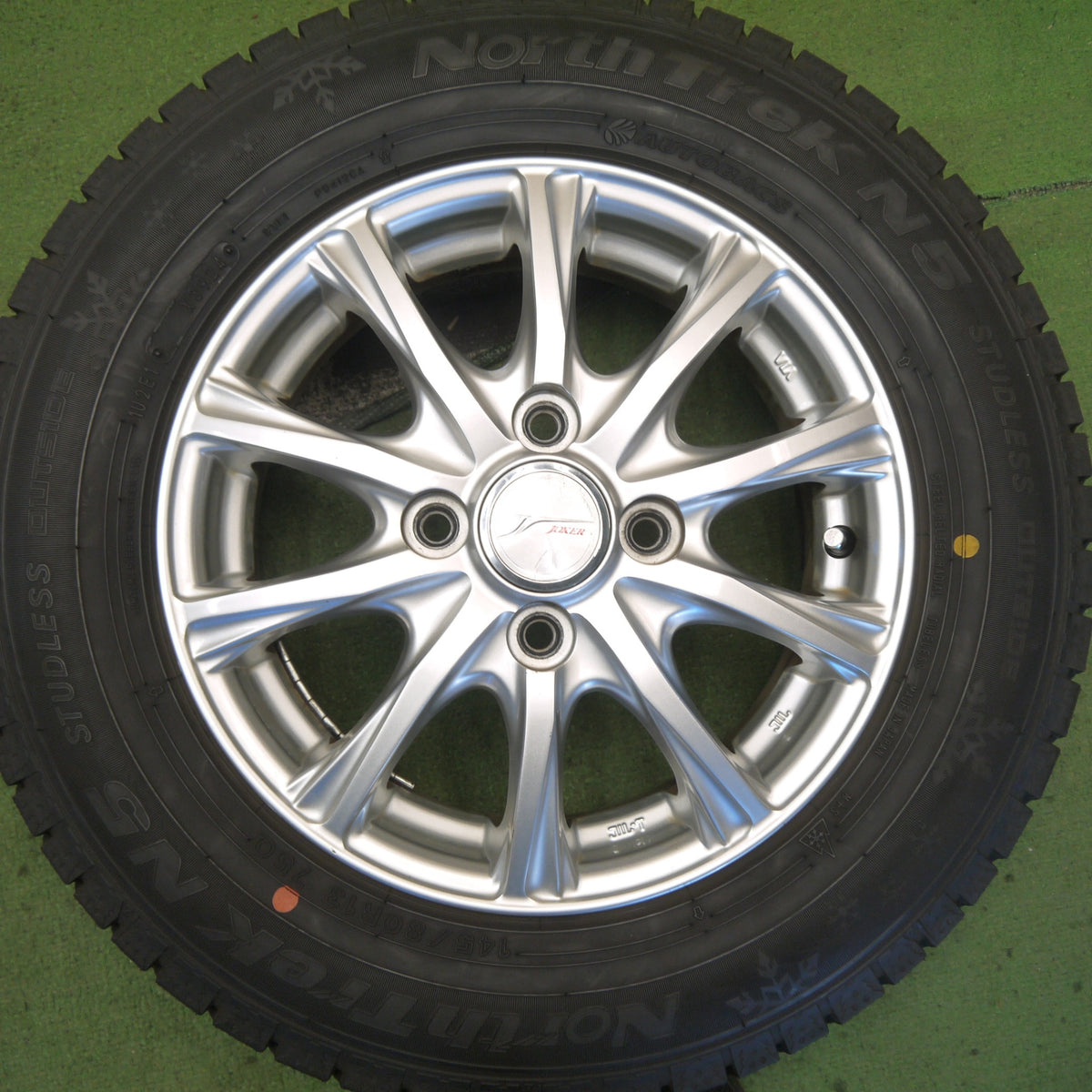 バリ溝！24年！キレイ！8.5分◎スタッドレス 145/80R13 オートバックス ノーストレック N5 JOKER ジョーカー 13インチ PCD100/4H◎6090204Hス