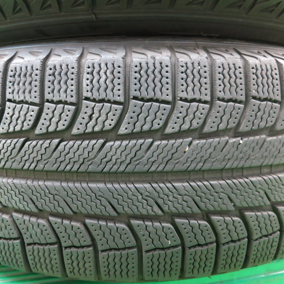 *送料無料* センサー付！キレイ★レクサス NX 純正 225/65R17 スタッドレス ミシュラン LATITUDE X-ICE XI2 PCD114.3/5H★4042904ナス