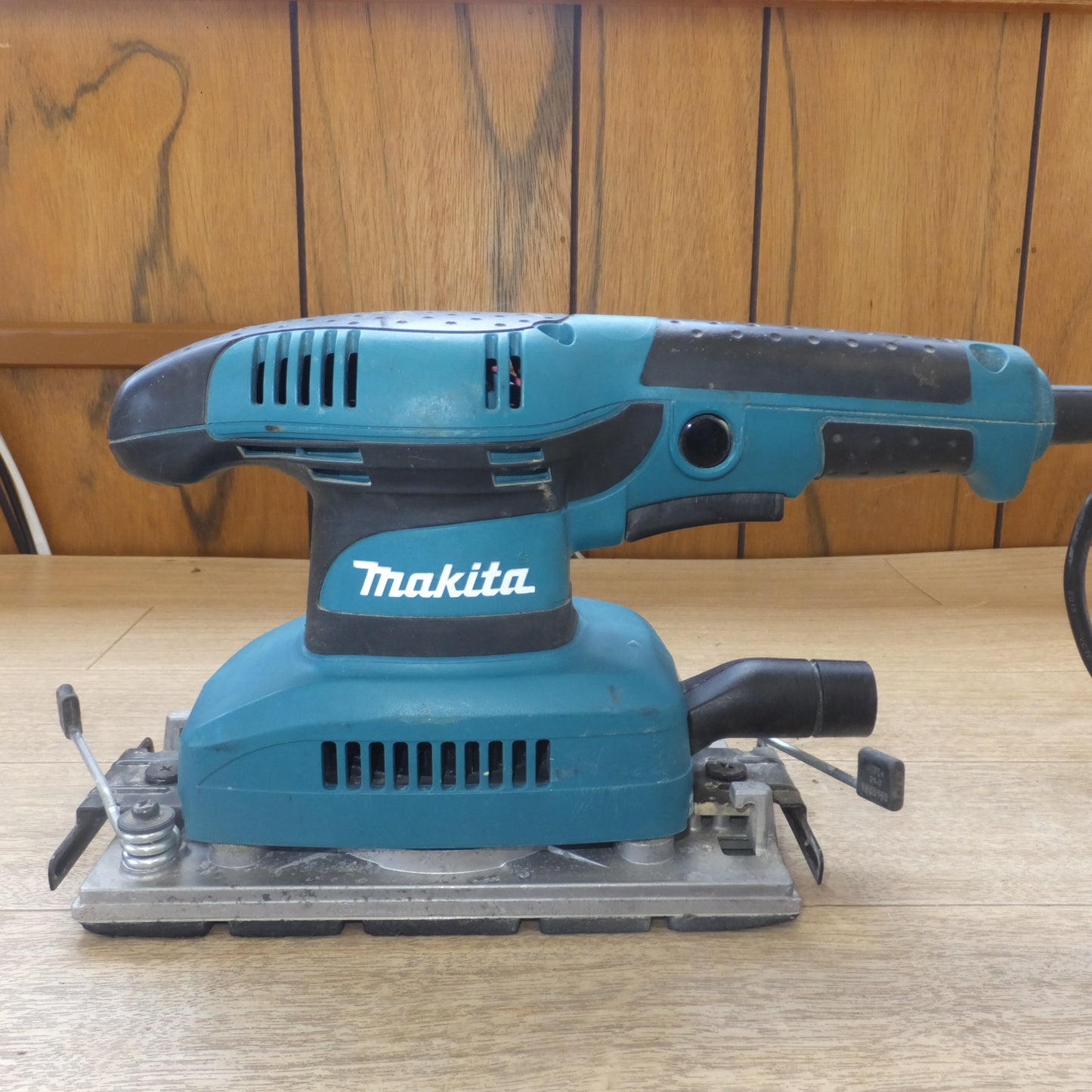 [送料無料] ★マキタ makita 仕上サンダ BO3710　100V～ 2A 50-60Hz 190W★
