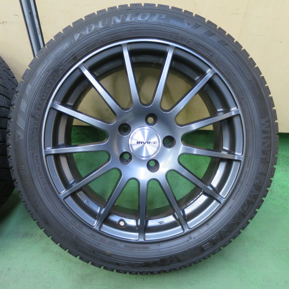 キレイ！22年★ベンツ 等 IRVINE F01 205/55R17 スタッドレス ダンロップ ウインターマックス03 アーヴィン 17インチ PCD112/5H★5090303TTス