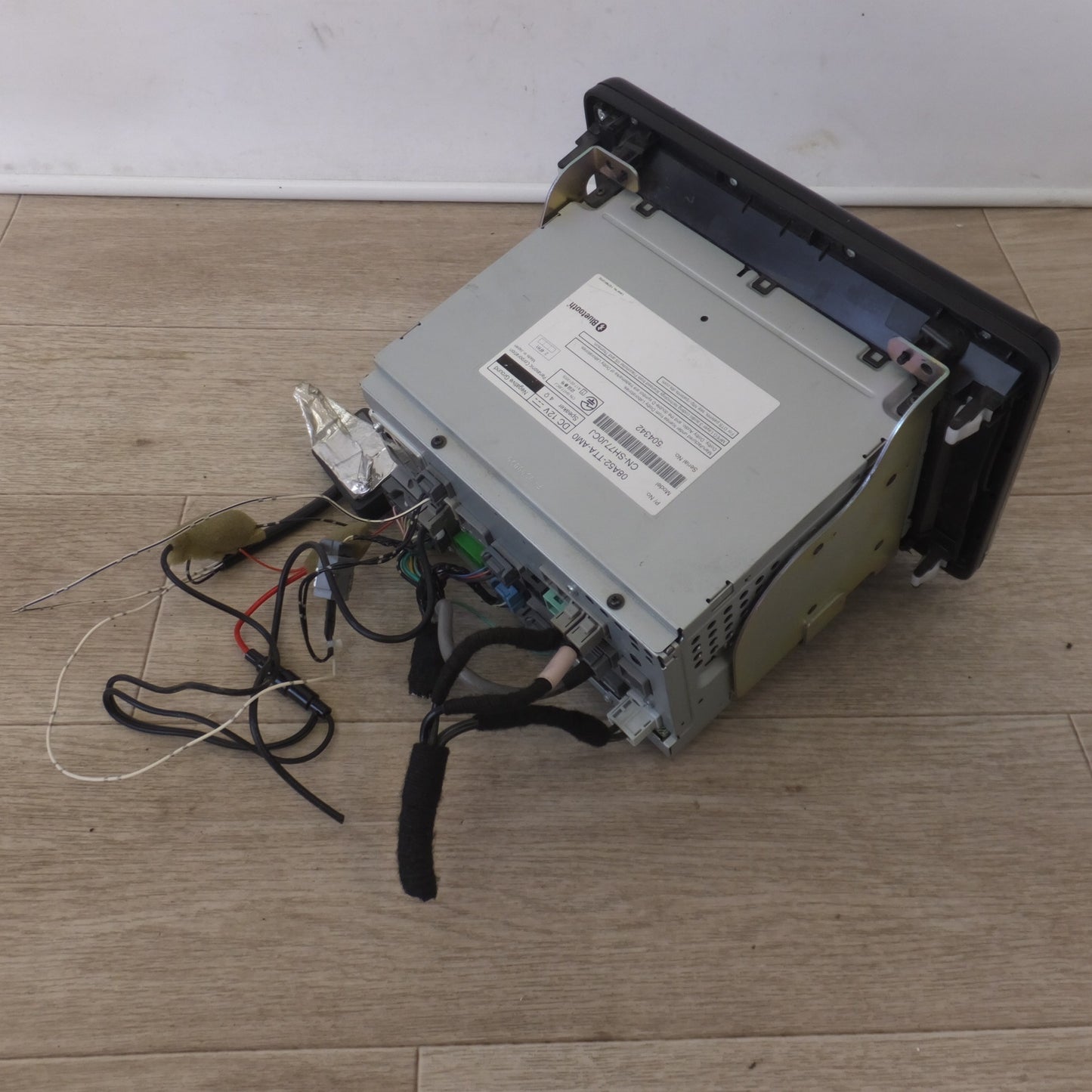 [送料無料] 現状品★パナソニック製 ホンダ 純正 8インチプレミアムインターナビ Gathers VXU-185NBi 08A52-TTA-AM0　セキュリティロック[15]★