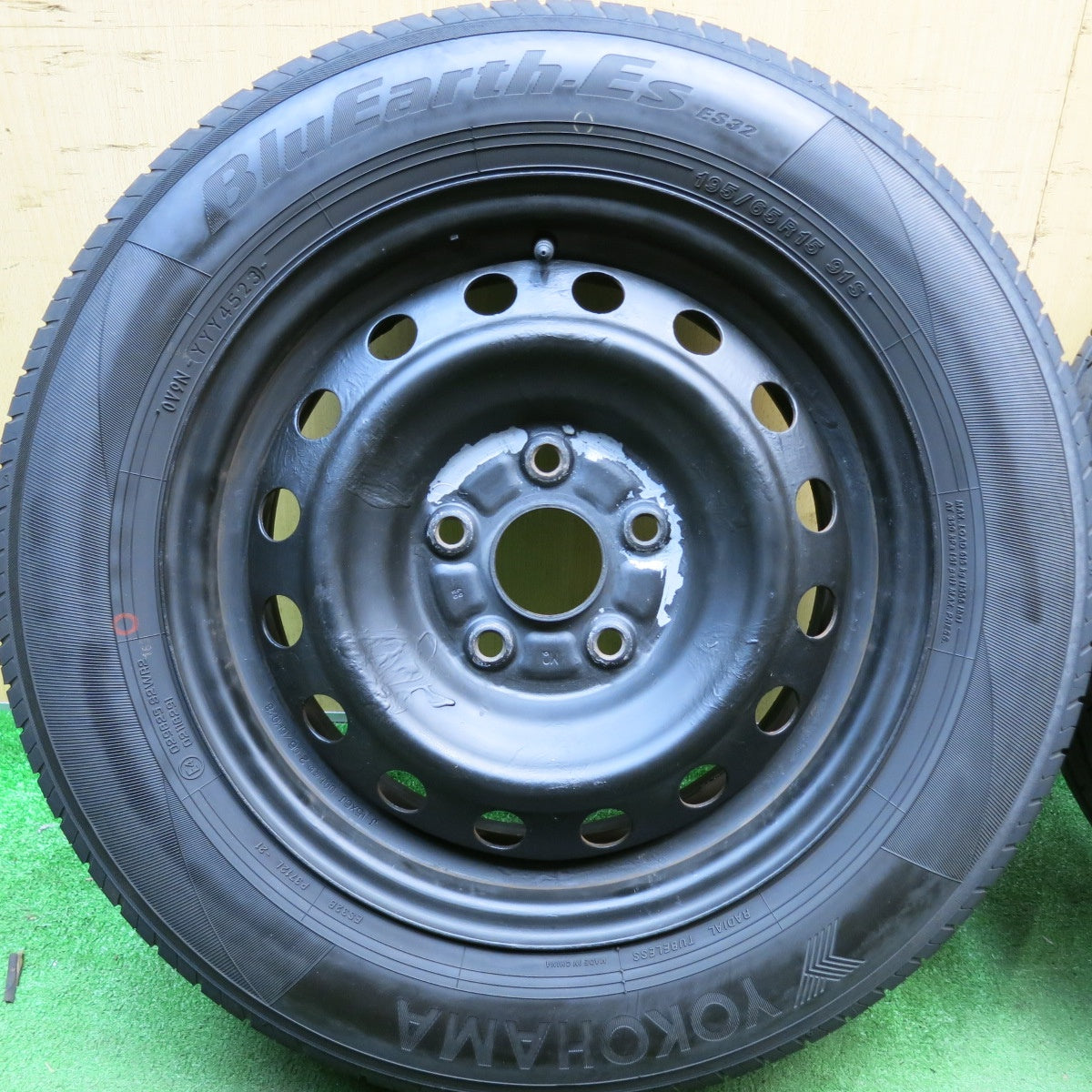 バリ溝！23年！9分★195/65R15 ヨコハマ BluEarth-ES ES32 スチール ホイール 15インチ ブルーアース PCD114.3/5H★5100504HAノ