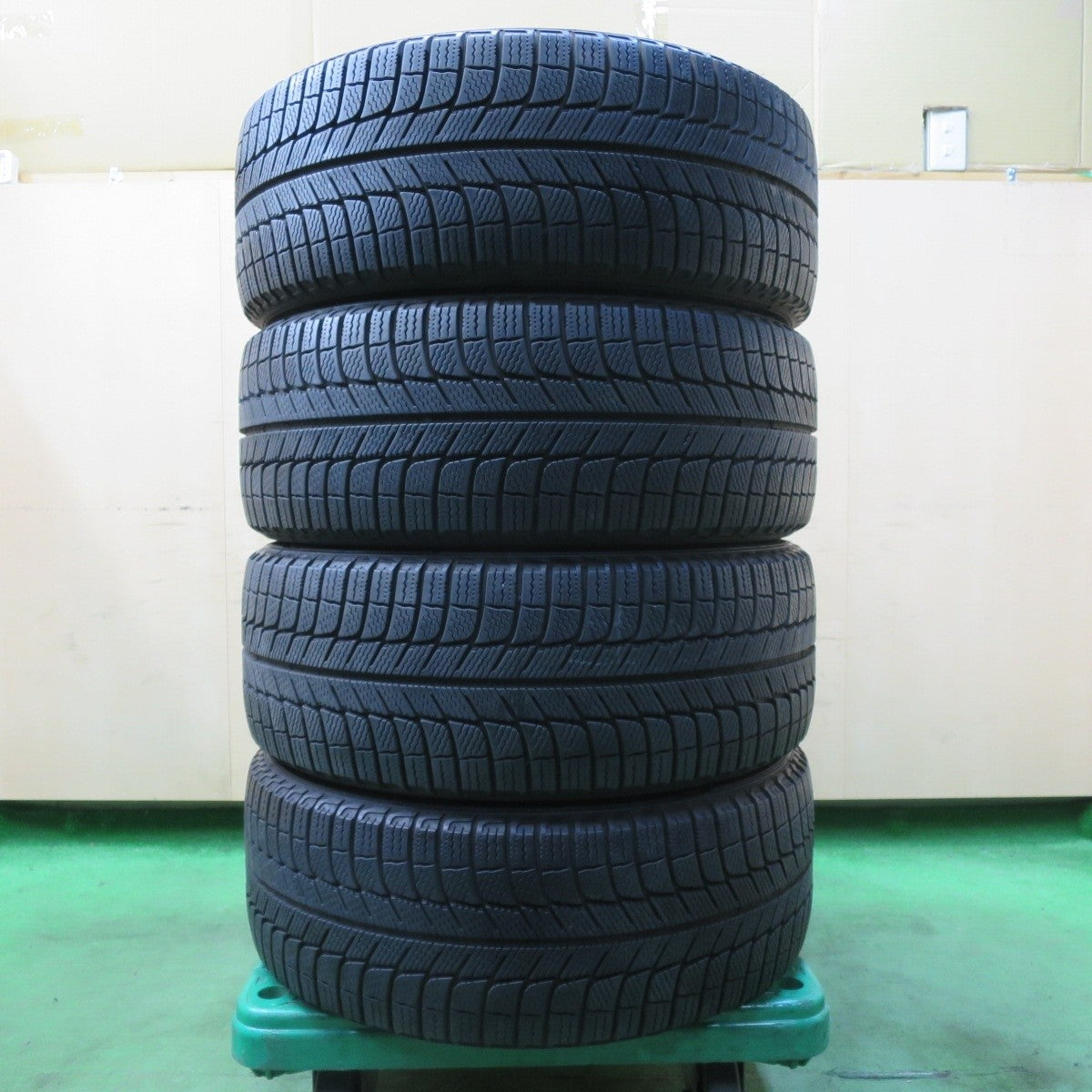バリ溝！キレイ！9分★ベンツ 等 Team Sparco 225/45R17 スタッドレス ミシュラン X-ICE XI3 17インチ チームスパルコ PCD112/5H★5012104イス
