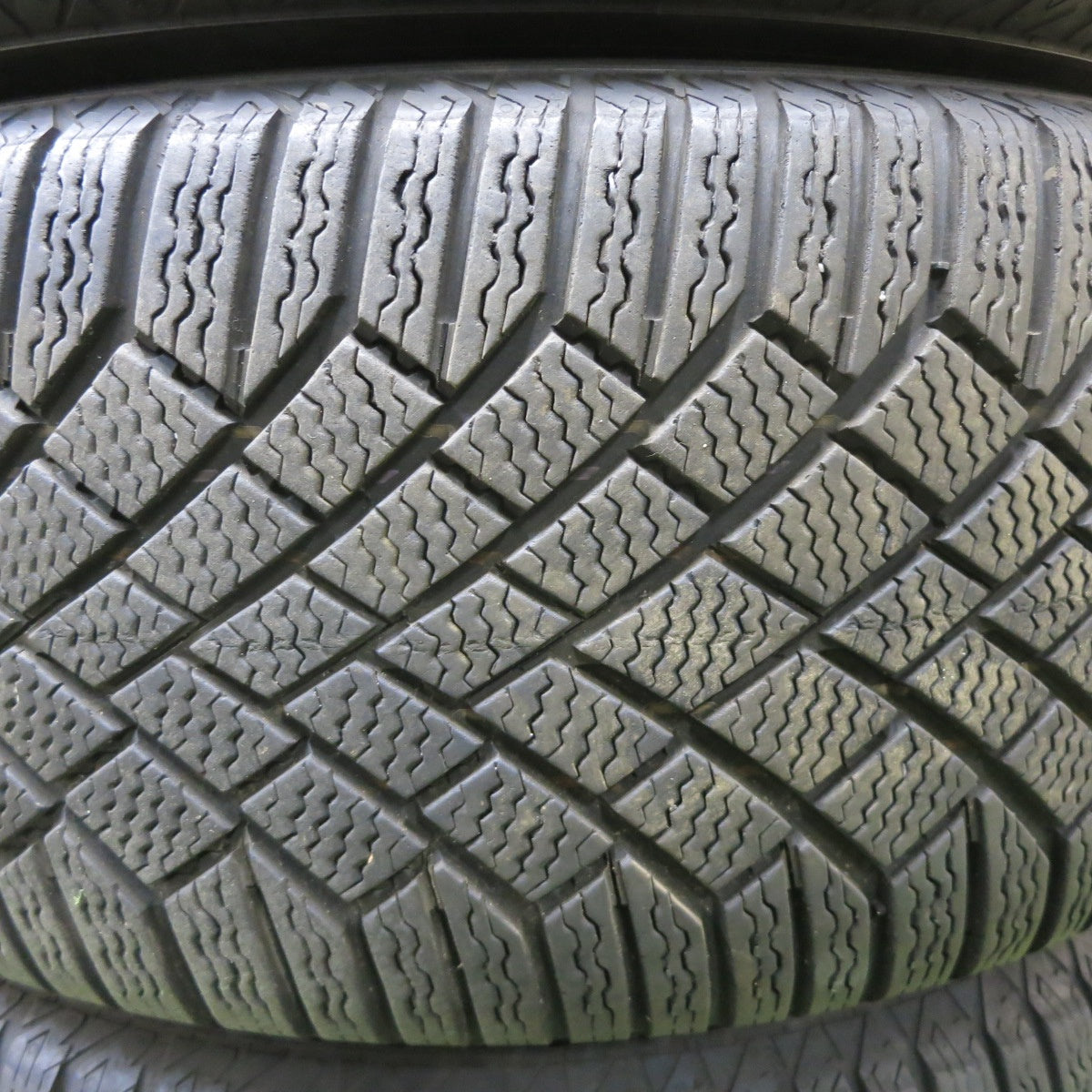 希少！キレイ！22年★ベンツ N293 EQC 純正 235/55R19 255/50R19 スタッドレス コンチネンタル バイキングコンタクト7 19インチ PCD112/5H★6011203ナス