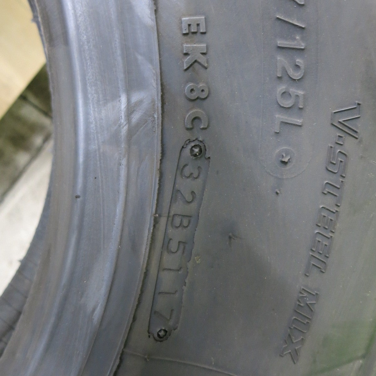 [送料無料] 2本価格★トラック タイヤ 225/90R17.5 127/125L ブリヂストン M800 ミックス オールシーズン 17.5インチ★5031904ナスタ