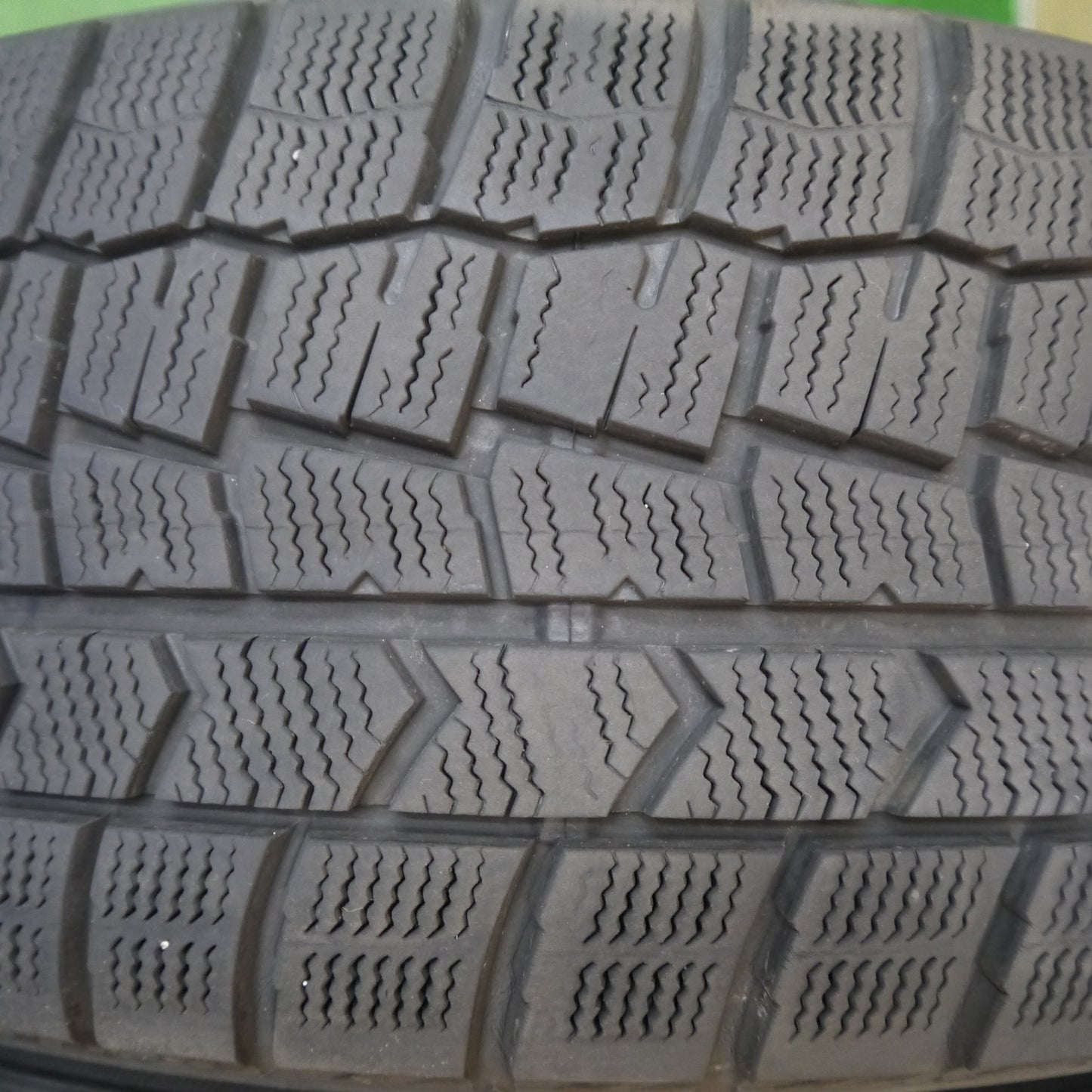 バリ溝！23年！9分★スタッドレス 215/55R17 ダンロップ ウインターマックス WM02 LAYCEA レイシア 17インチ PCD114.3/5H★6041502Hス