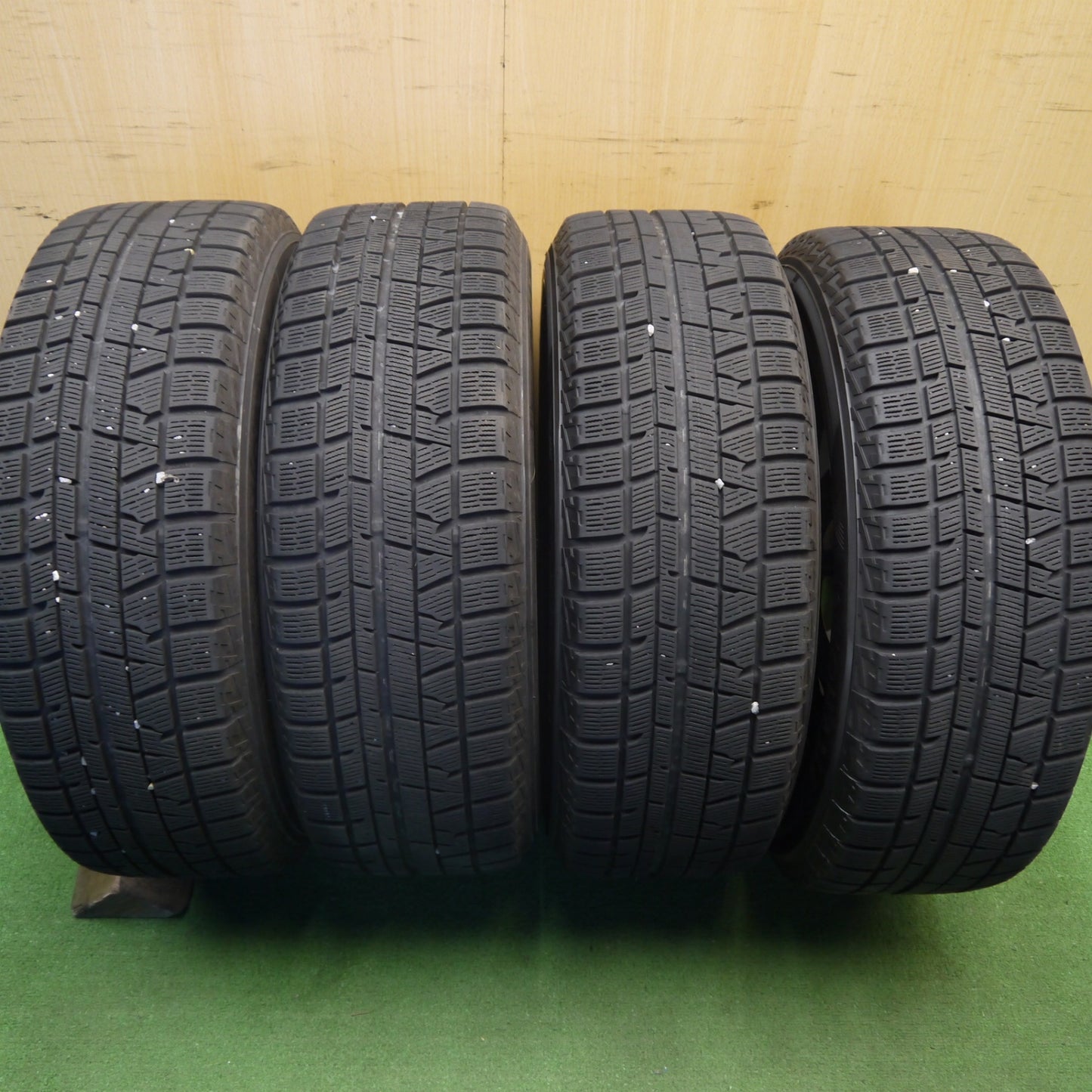 バリ溝！キレイ！8.5分★スタッドレス 215/60R16 ヨコハマ アイスガード iG50 プラス LeyBahn GBX レイバーン 16インチ PCD114.3/5H★6040602Hス