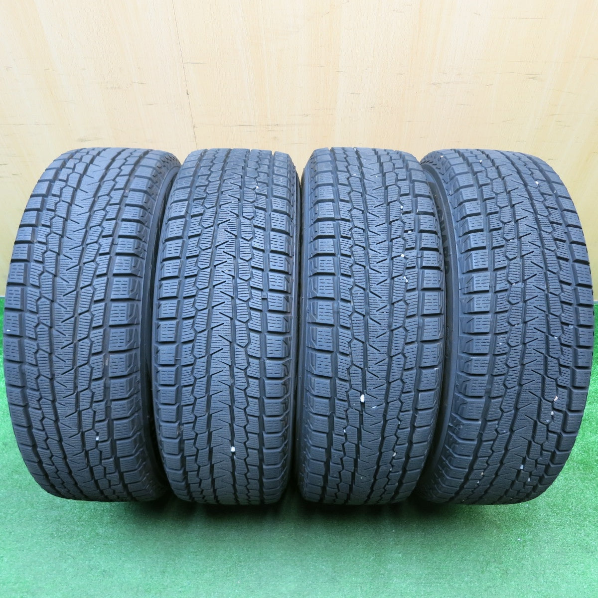 バリ溝！24年！キレイ！ほぼ10分★スタッドレス 225/60R18 ヨコハマ アイスガード G075 SIBILLA NEXT W45 シビラ ネクスト 18インチ PCD114.3/5H★5112013HAス