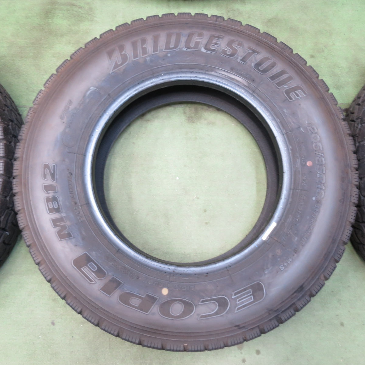 ほぼ未使用！25年！6本★トラック タイヤ 205/85R16 117/115N ブリヂストン エコピア M812 16インチ ミックス オールシーズン★6010917イスタ