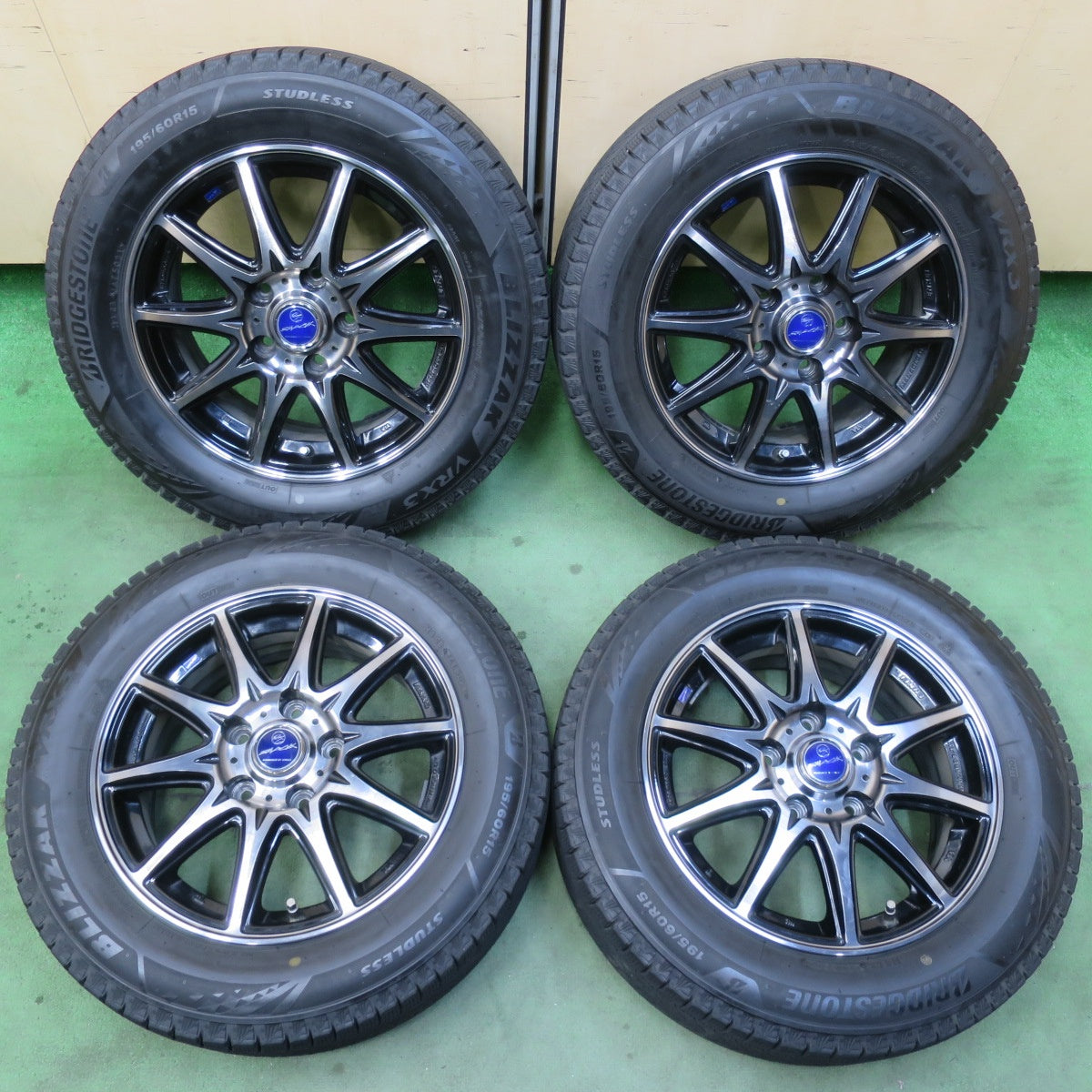 バリ溝！9分★スタッドレス 195/60R15 ブリヂストン ブリザック VRX3 SMACK ENKEI スマック エンケイ 15インチ PCD114.3/5H★6011006イス