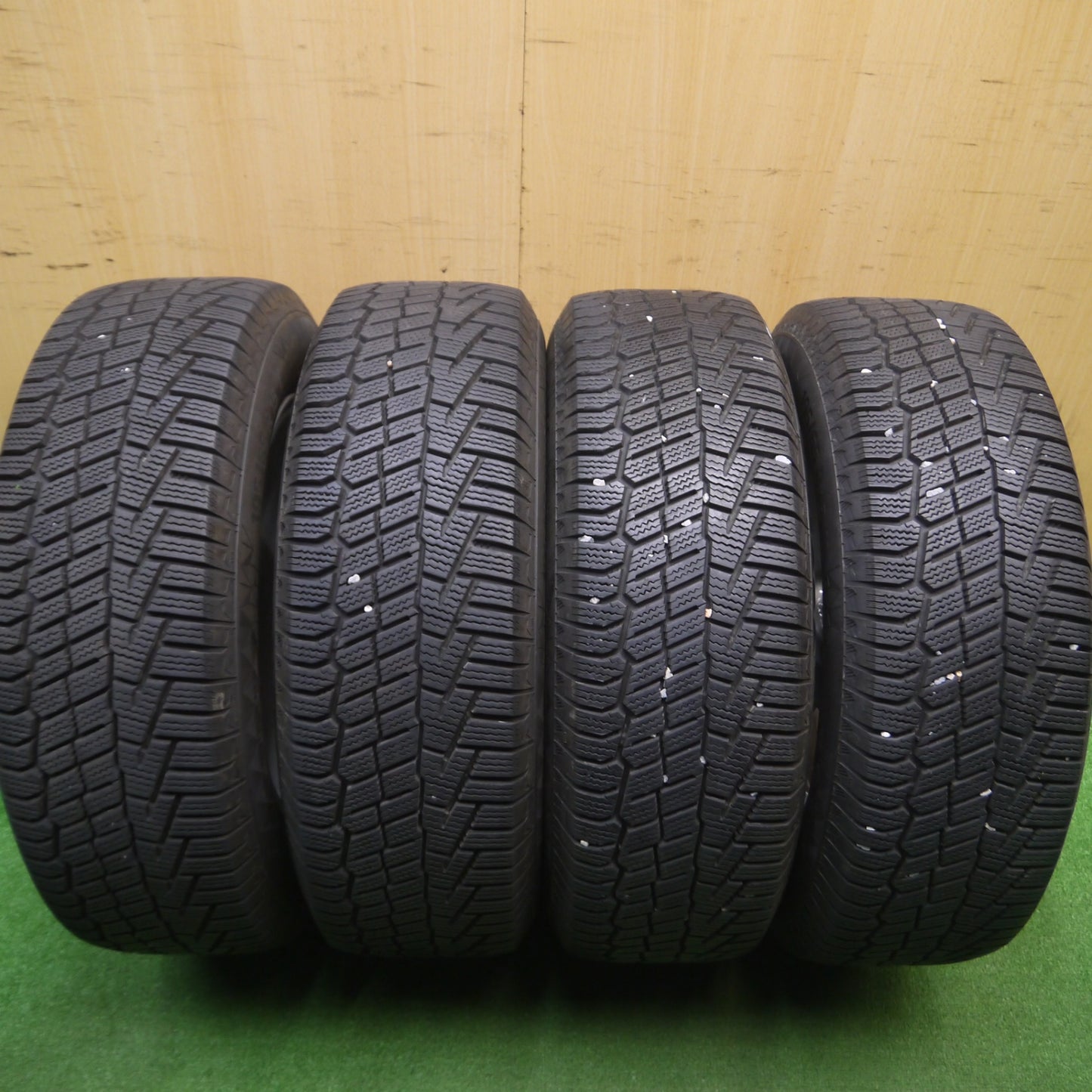 [送料無料] バリ溝！キレイ！8.5分★ワーゲン ゴルフ 純正 195/65R15 スタッドレス コンチネンタル ノースコンタクト NC6 15インチ PCD112/5H★4120305Hス