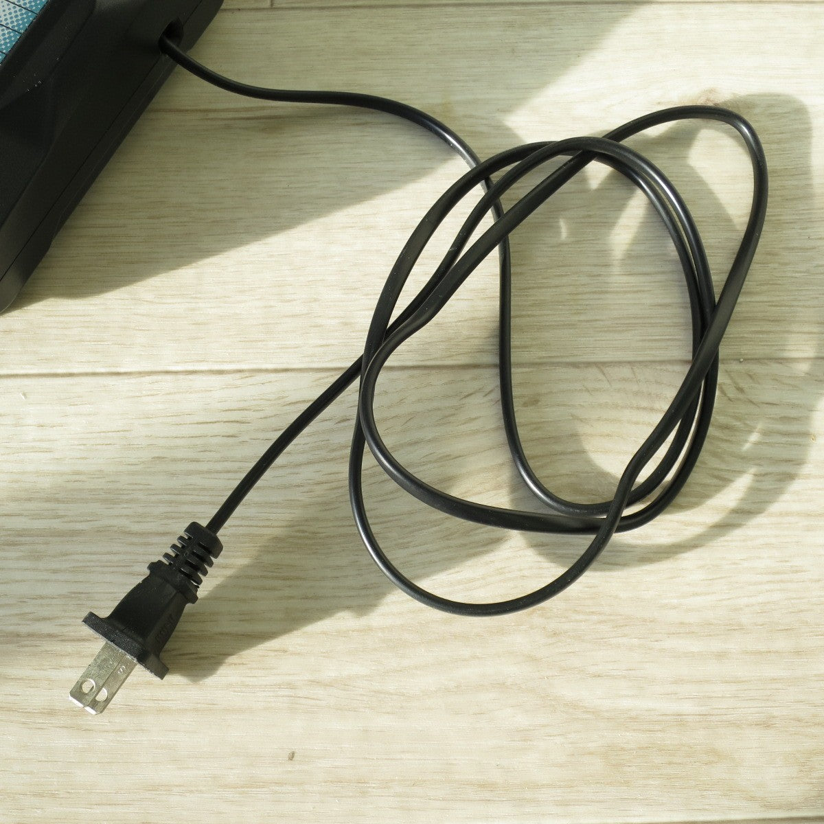 [送料無料] キレイ◇マキタ 互換 急速 充電器 DC18RF YX-DC18RF3A5L1 電動 工具 100-120V 50/60Hz サンライズ◇