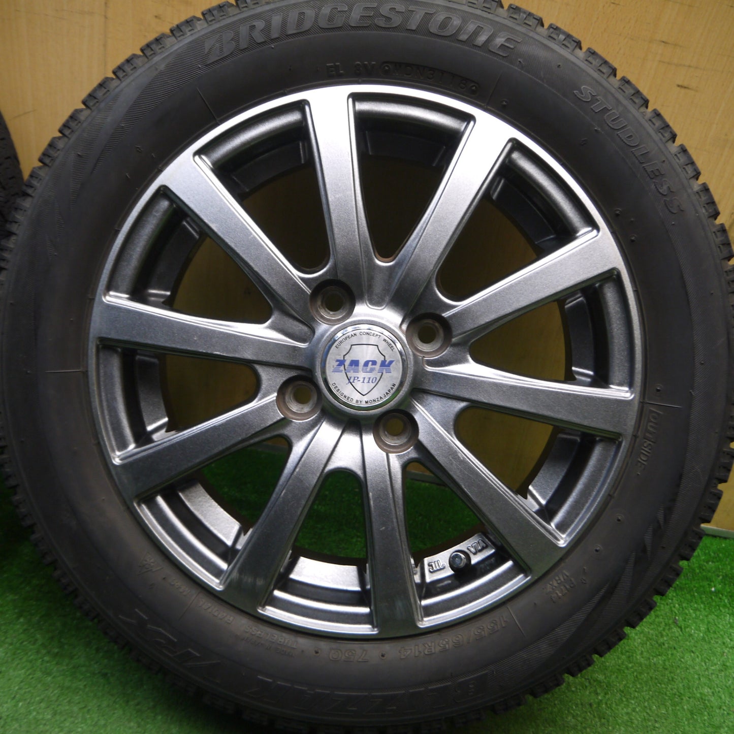[送料無料] バリ溝！8.5分★スタッドレス 155/65R14 ブリヂストン ブリザック VRX ZACK JP-110 MONZA ザック 14インチ PCD100/4H★5013107Hス
